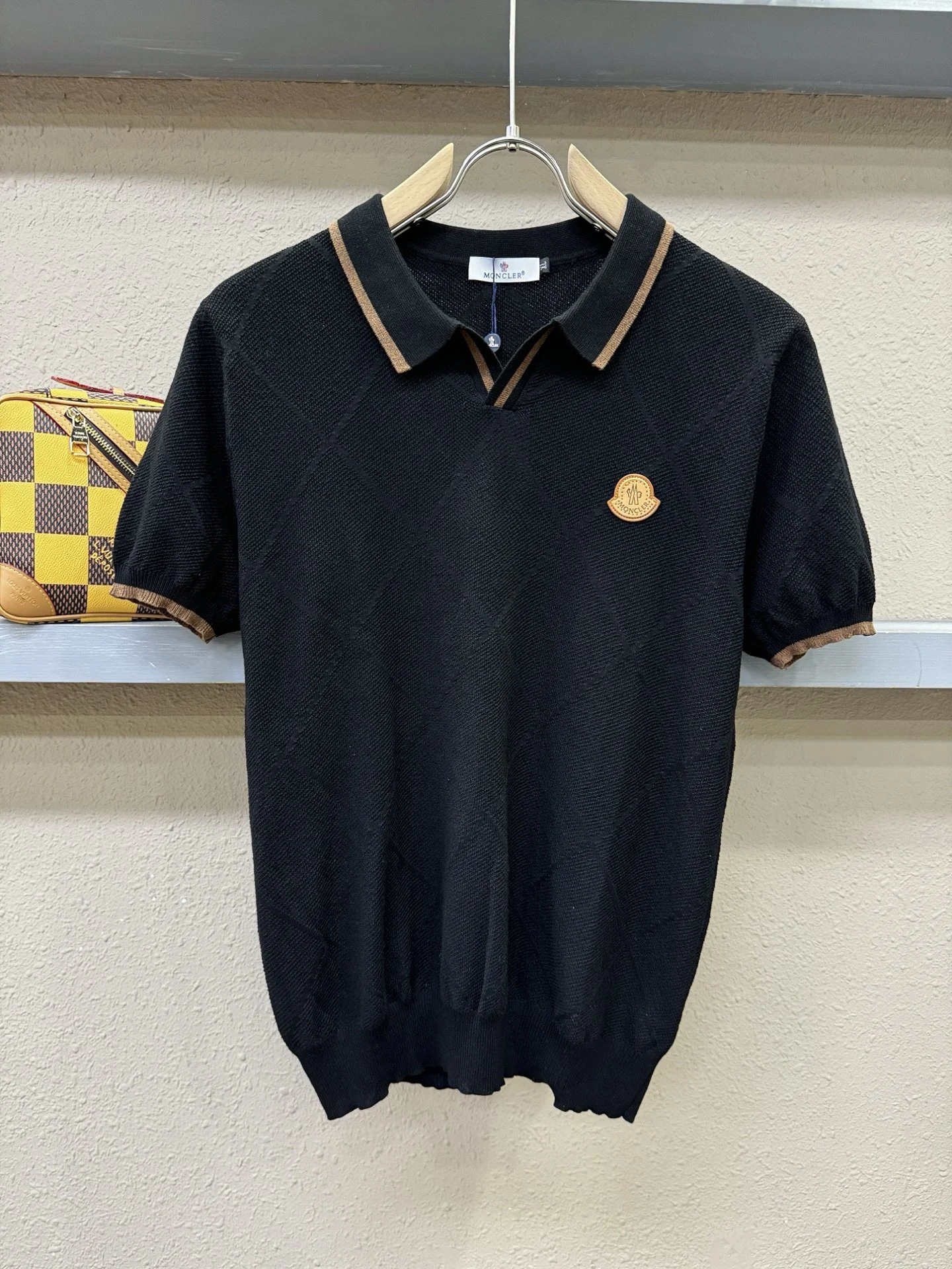 Moncler T-Shirt — aefa8f9f