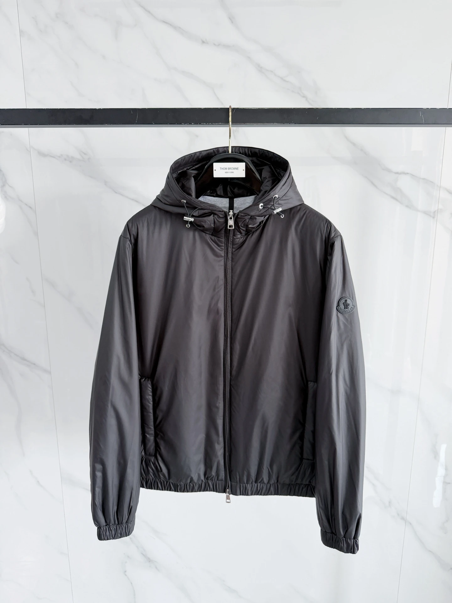 Moncler Jackets — 19228042