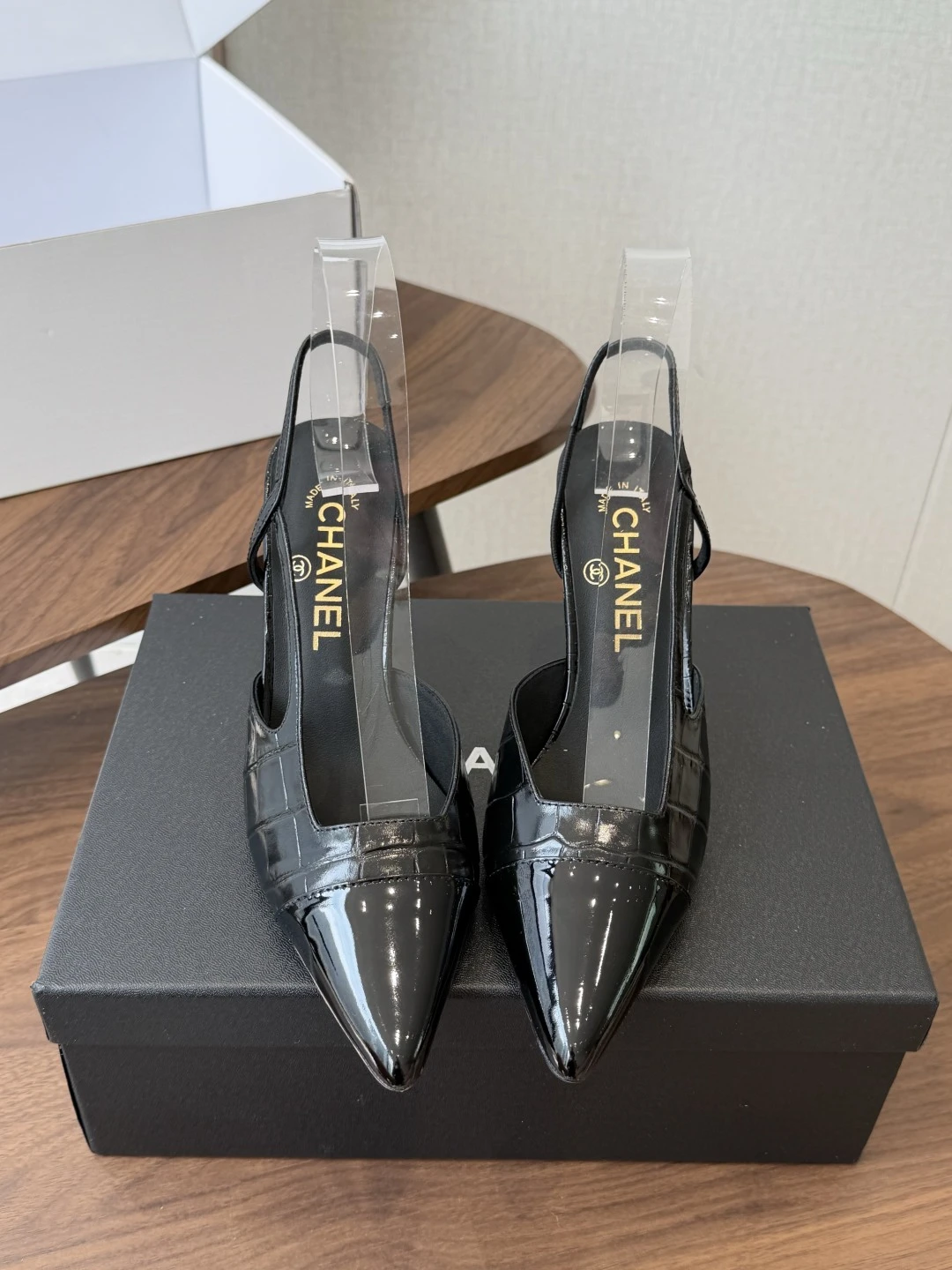 Chanel Shoes — 9b7fe72a