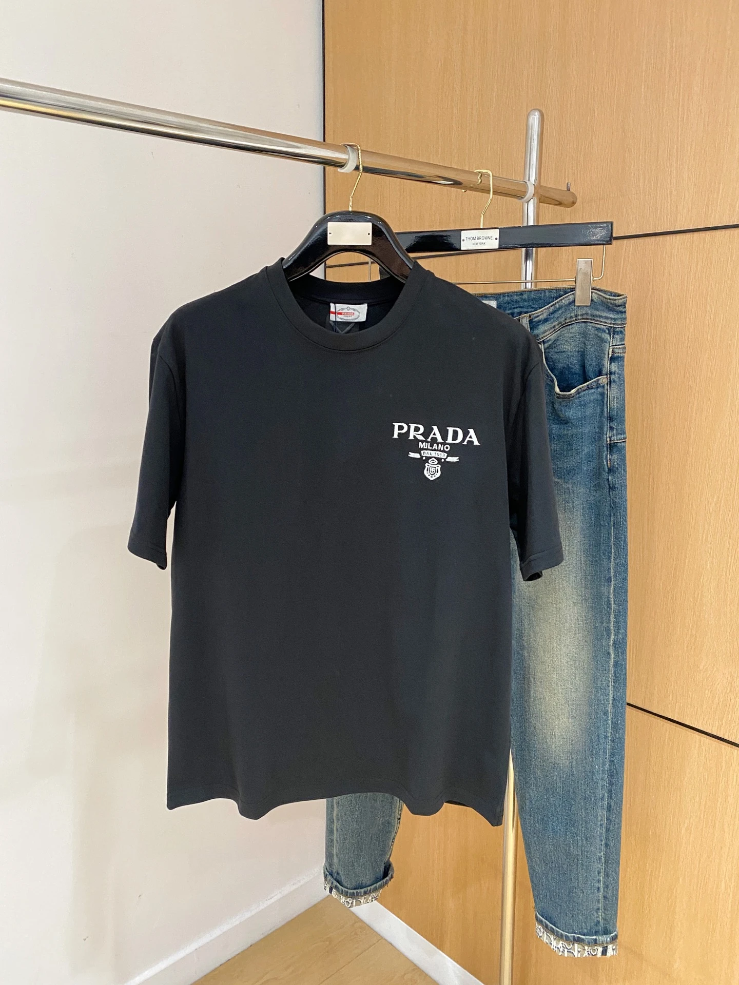 Prada T-Shirt — eafdf4ac