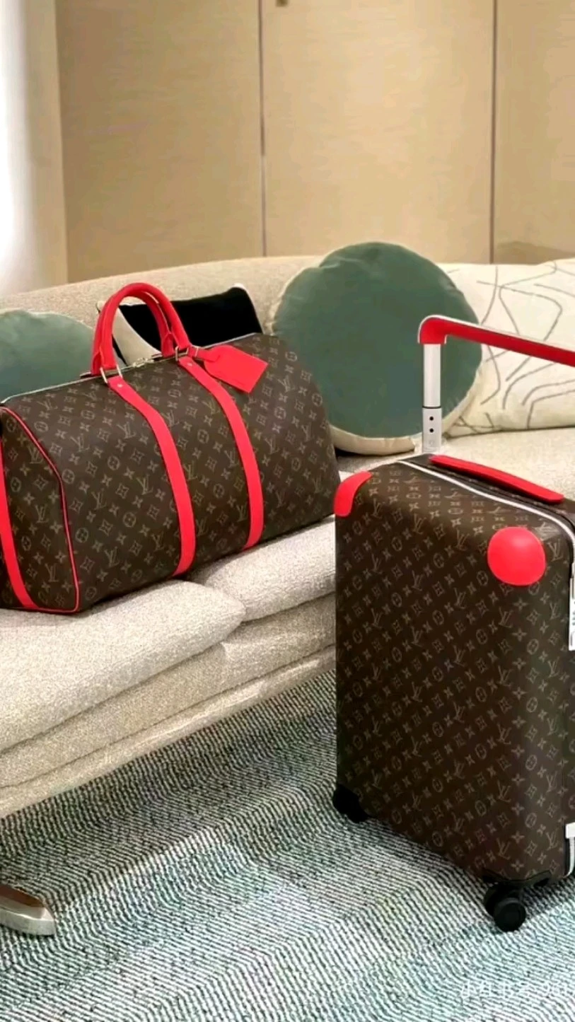 Luggage — 155adef0