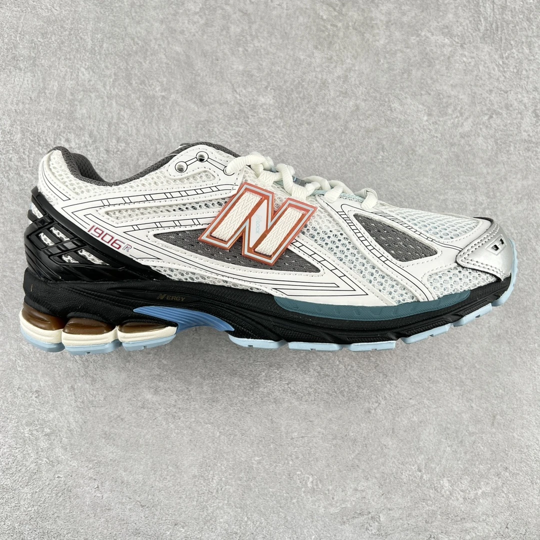 New Balance Sneakers — b5d86421