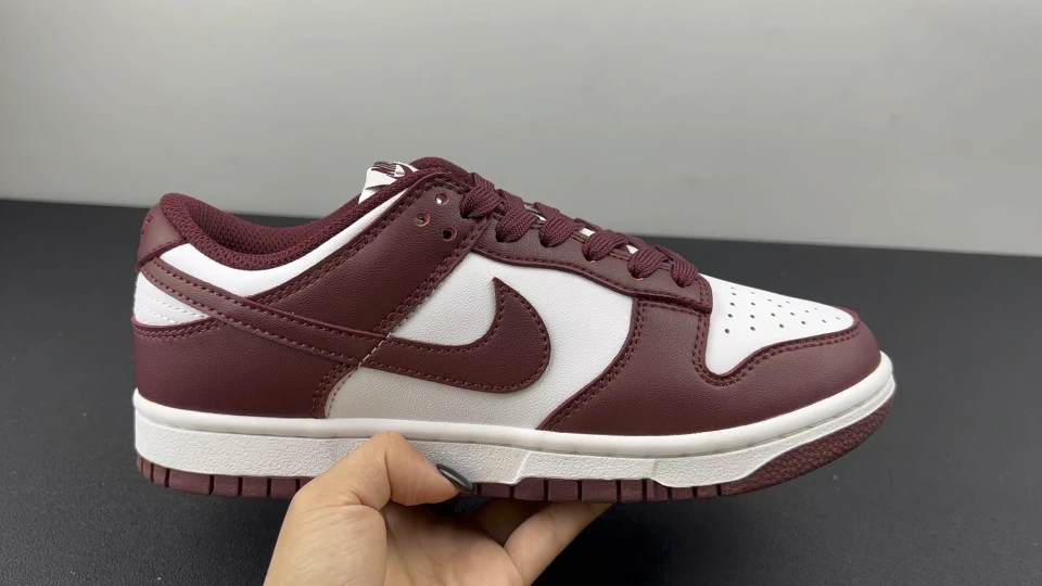 Nike Shoes — 9d90afd9