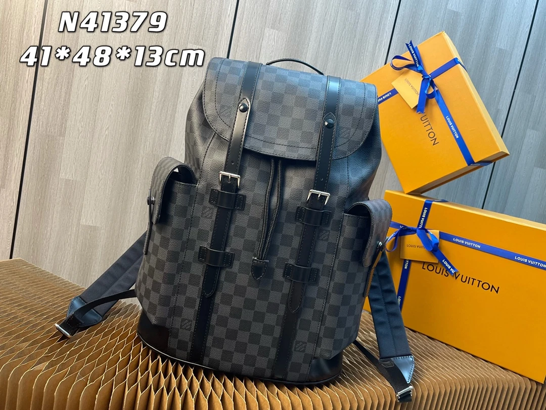 Louis Vuitton Bag — 46845884