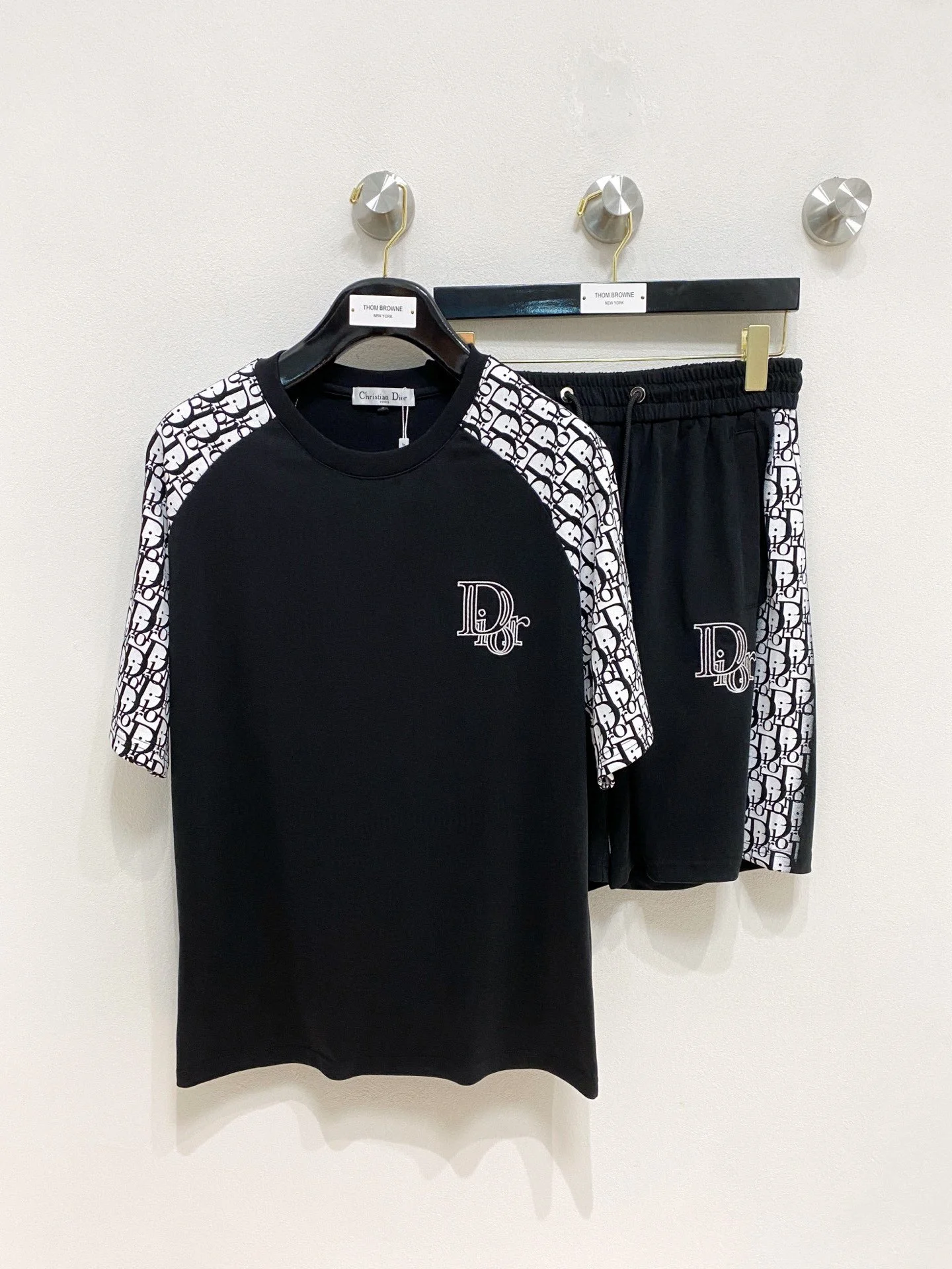 Dior T-Shirt — b6b9e031