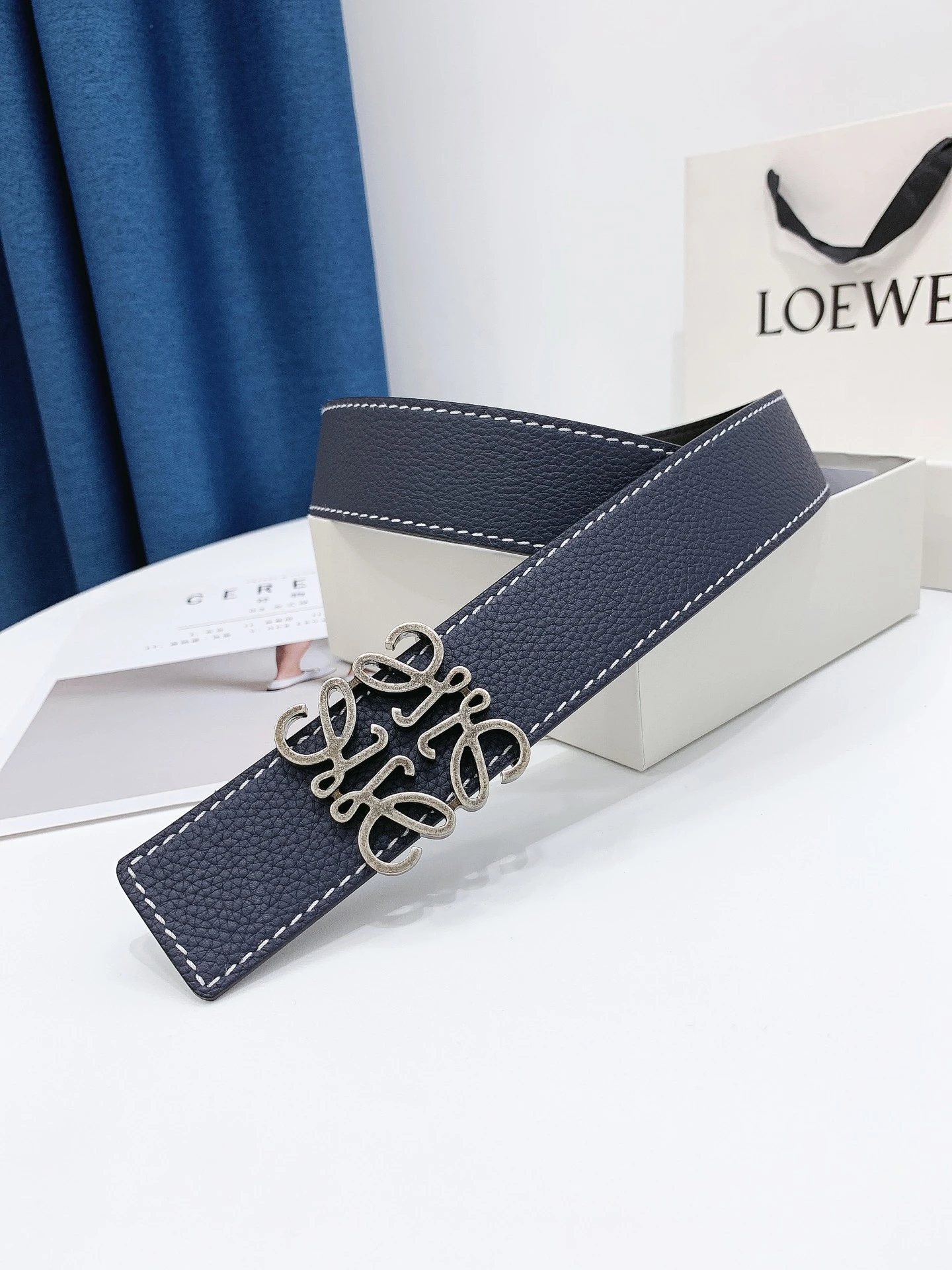 Loewe Bag — b1f78b8f