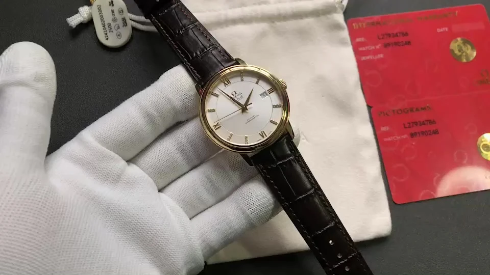 Omega Watch — 4b0ccd2e
