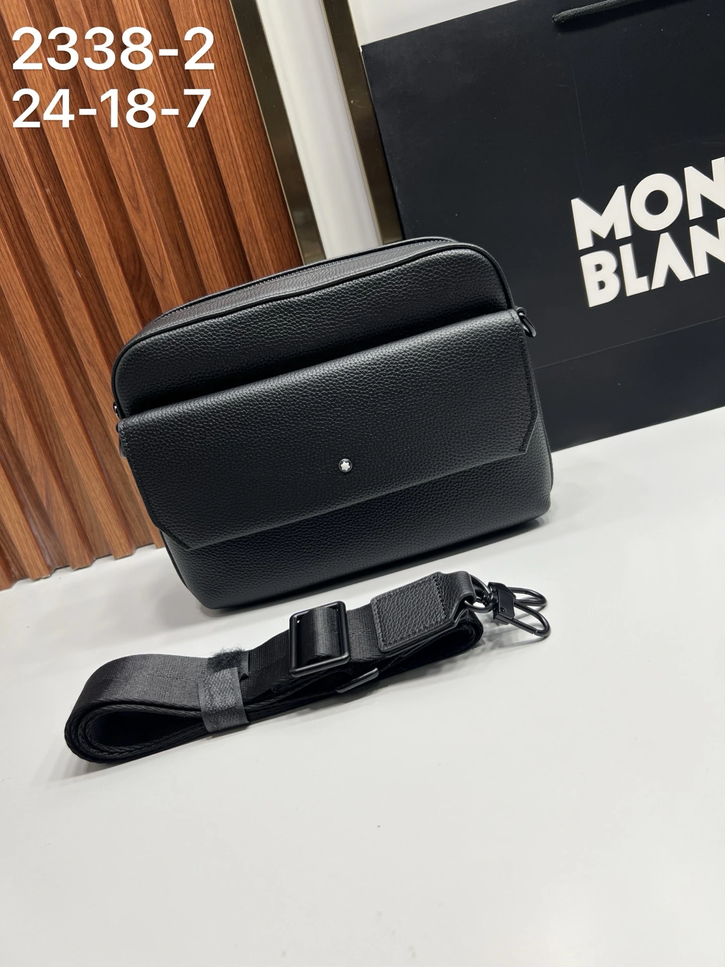 Montblanc Bag — d9c6aa5c