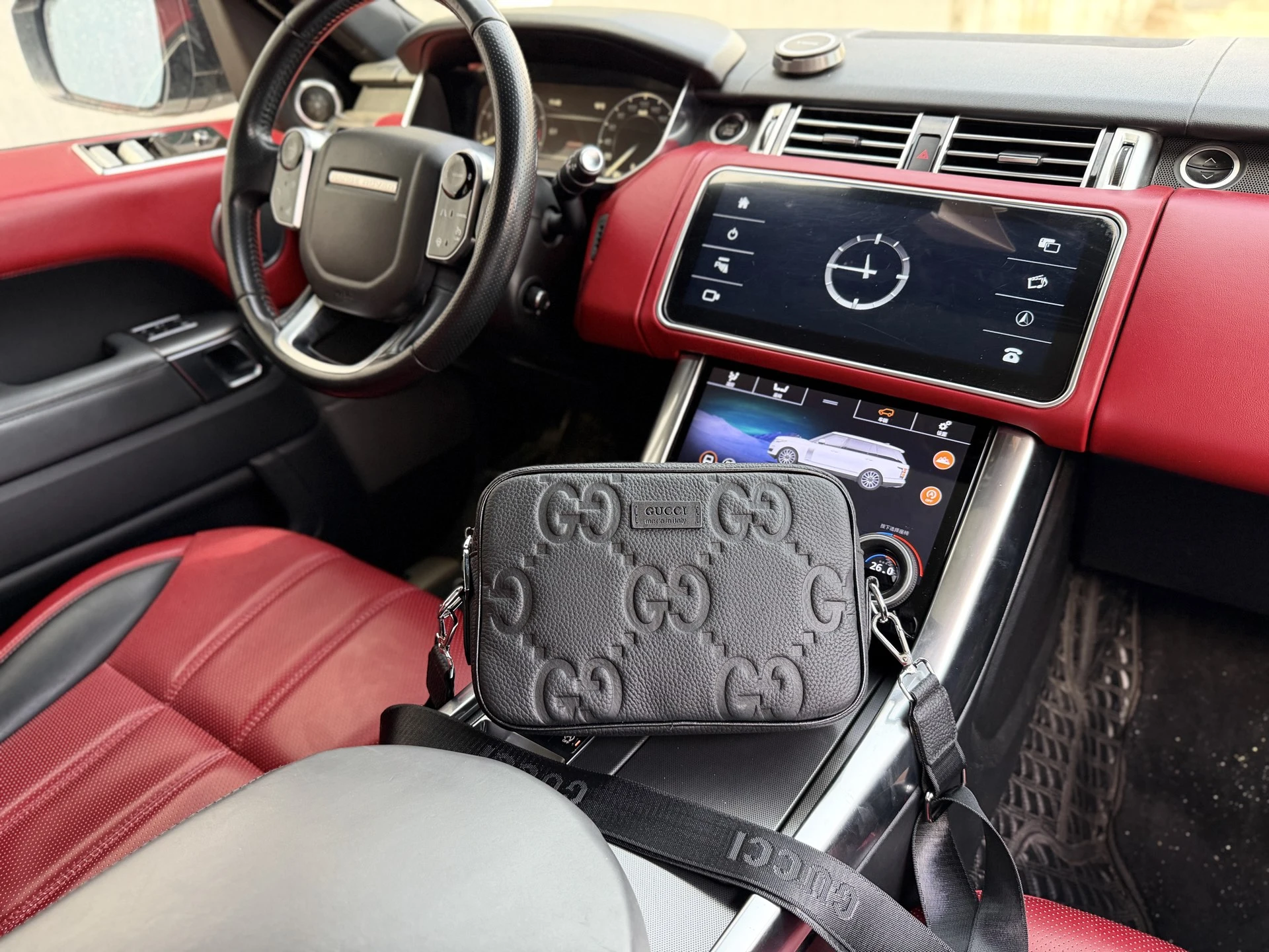 Gucci Bag — 696ffc18