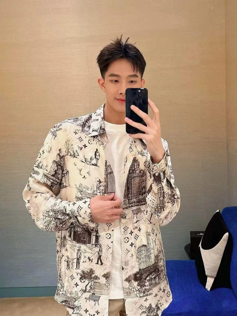 Louis Vuitton Shirts — 3276c1ea