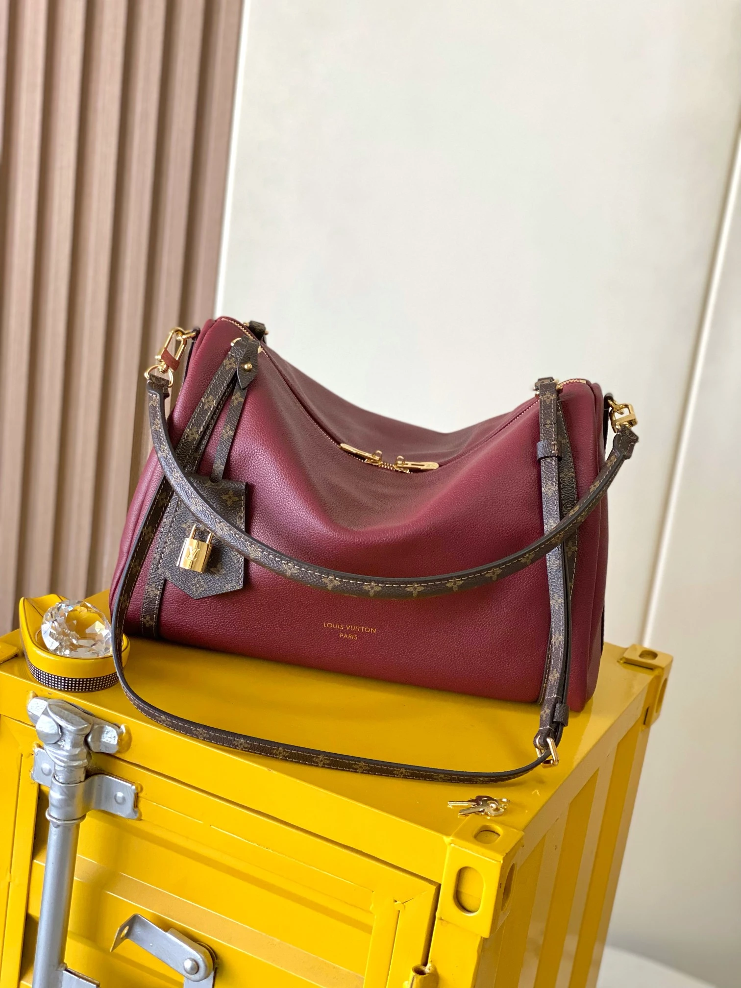 Louis Vuitton Bag — 2e494f92