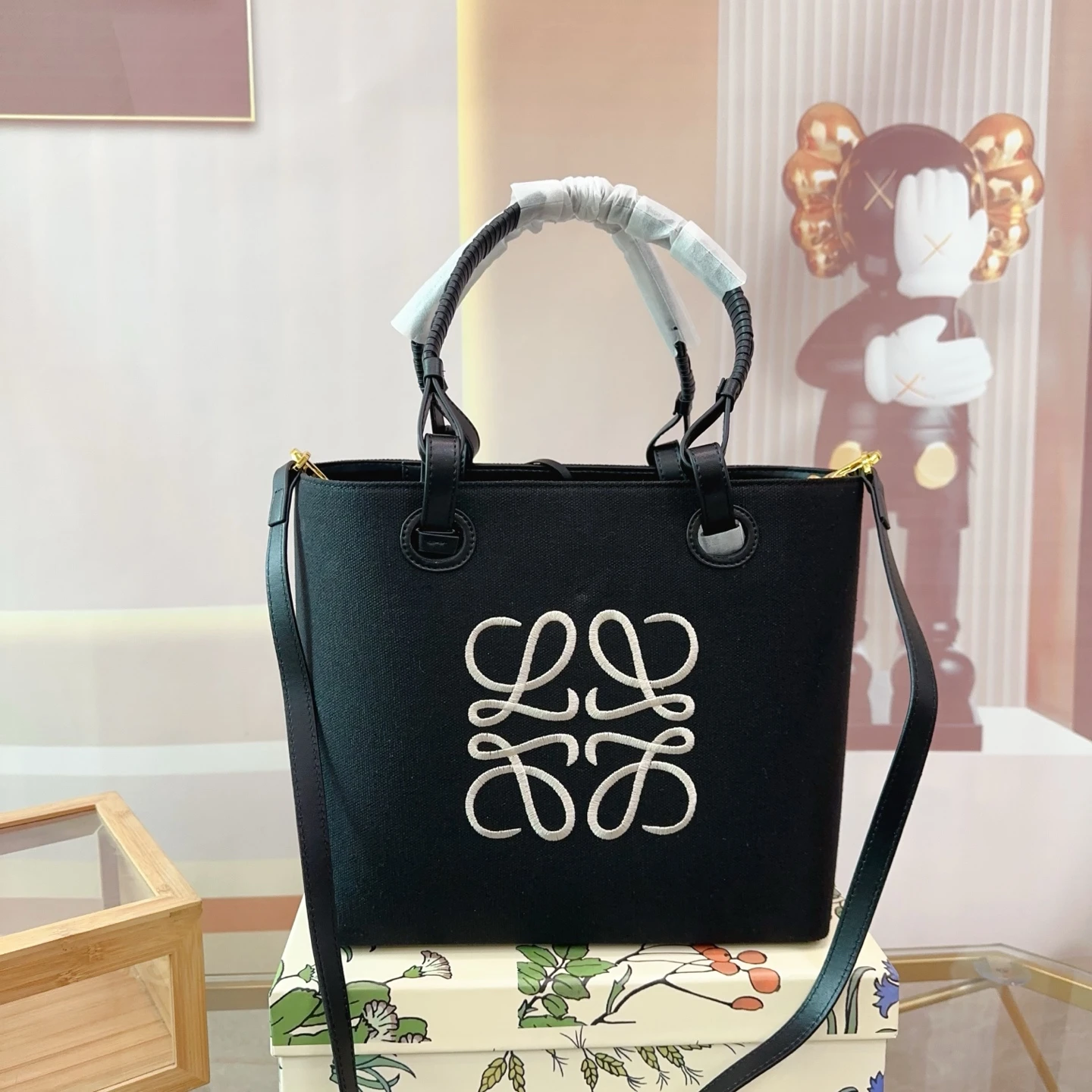 Loewe Bag — 2ff7eaae