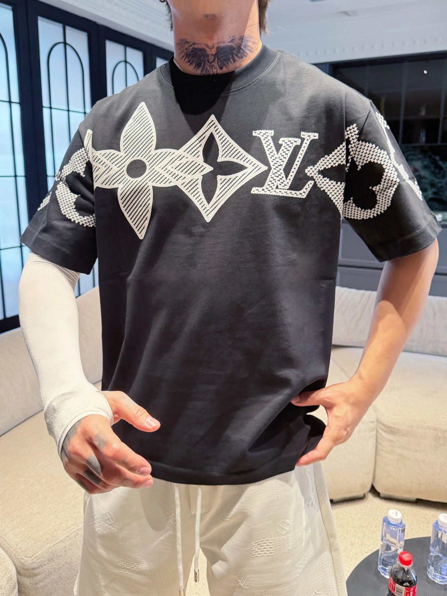 Louis Vuitton T-Shirt — 445c66b0