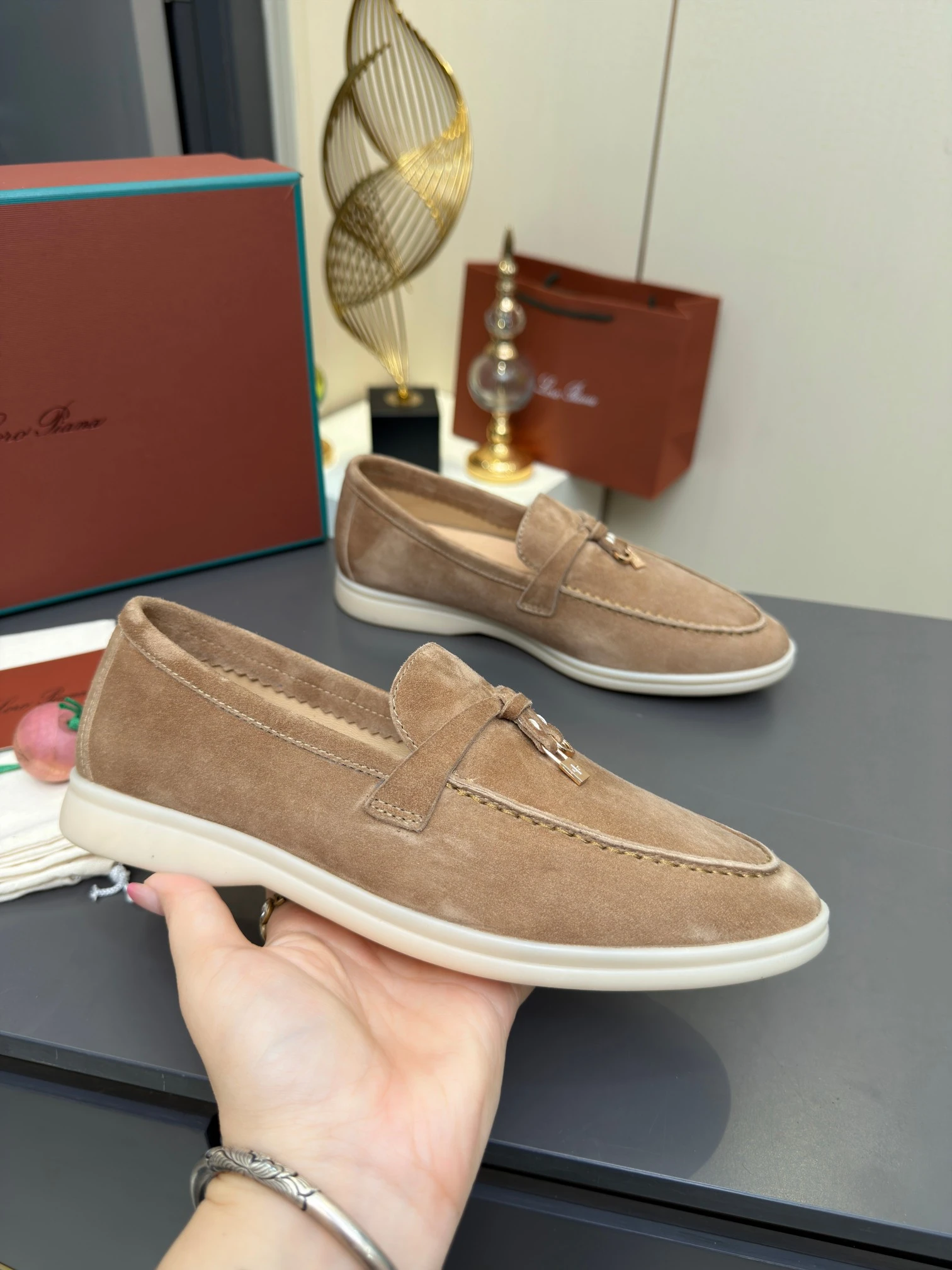 Loro Piana Sneakers — aa58fc05
