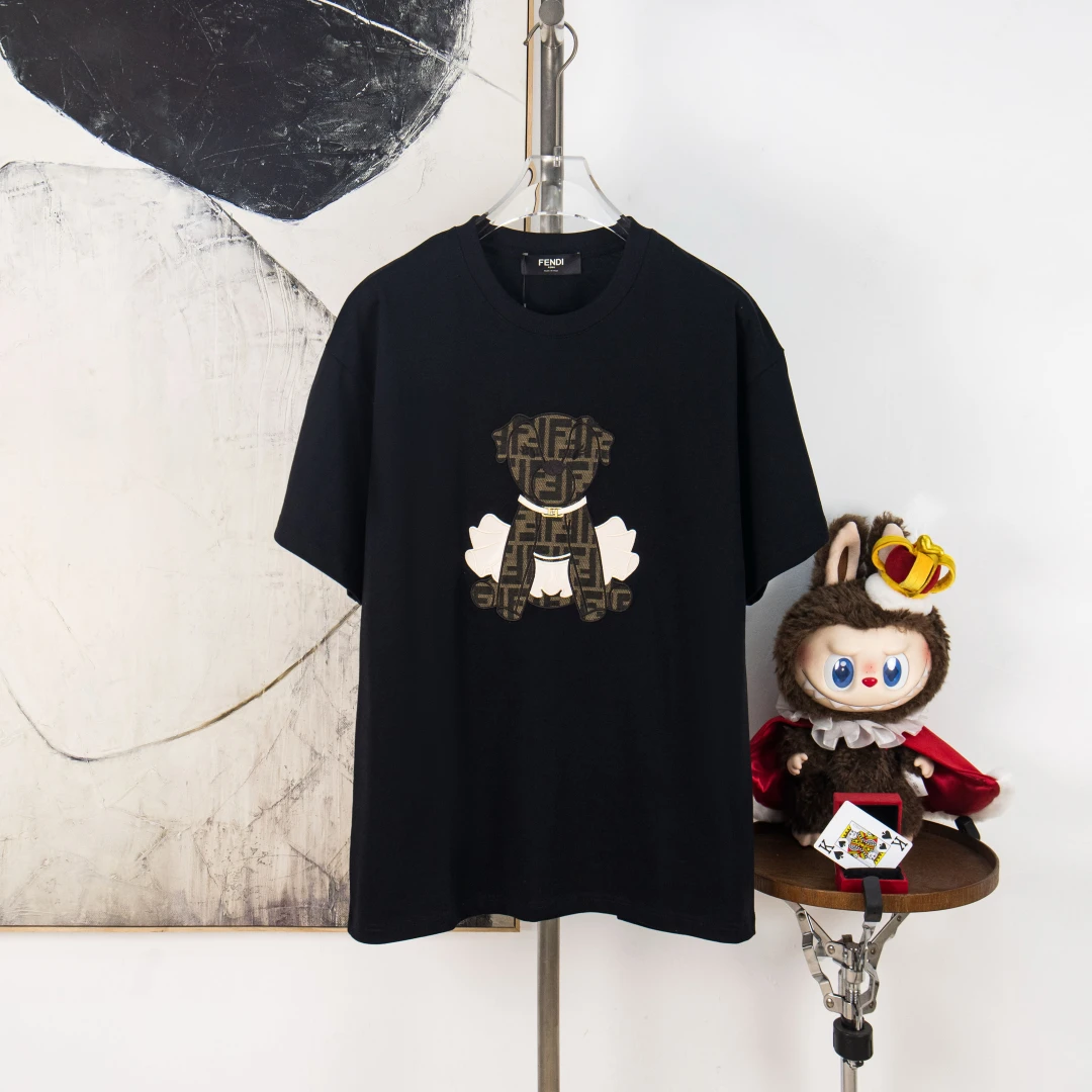 Fendi T-Shirt — c10149a9