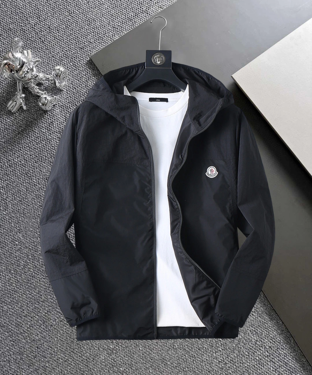 Moncler Jackets — d15c5e8a