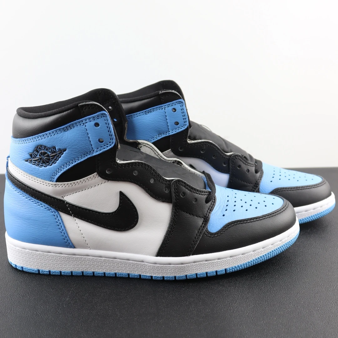 Nike Shoes — f2274f05