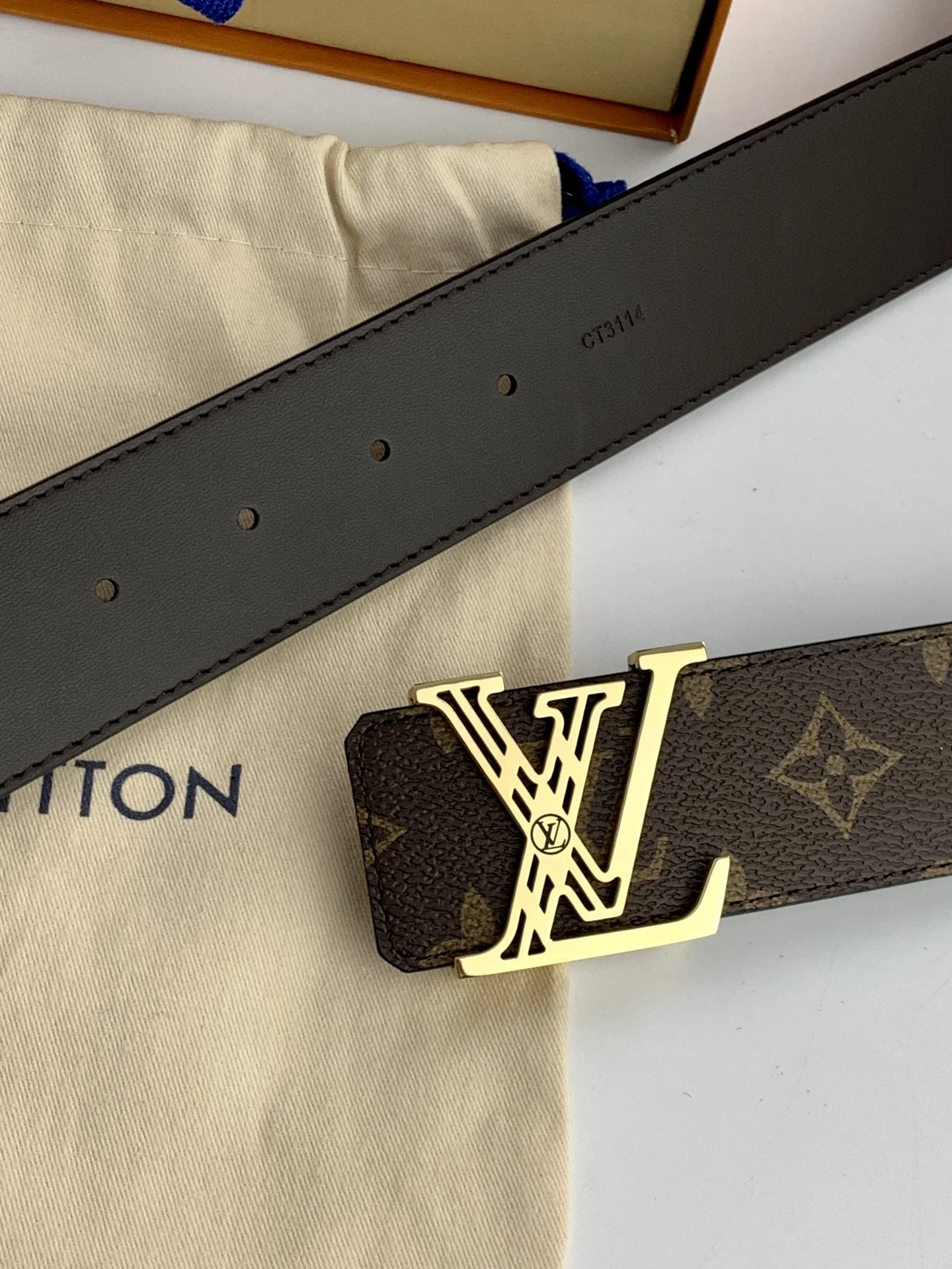 Louis Vuitton Belt — 47d7ca8b