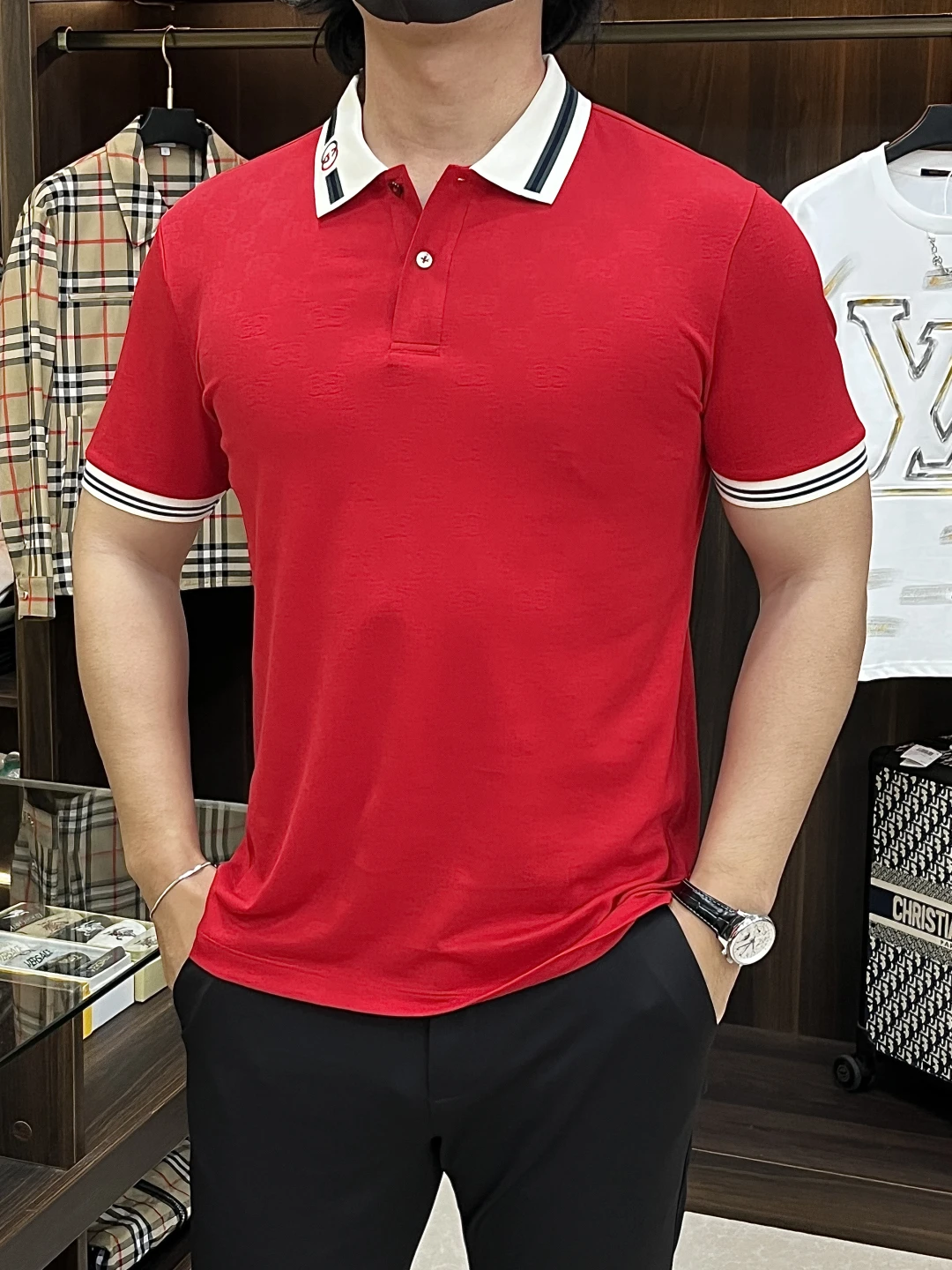 Gucci T-Shirt — 7593e031