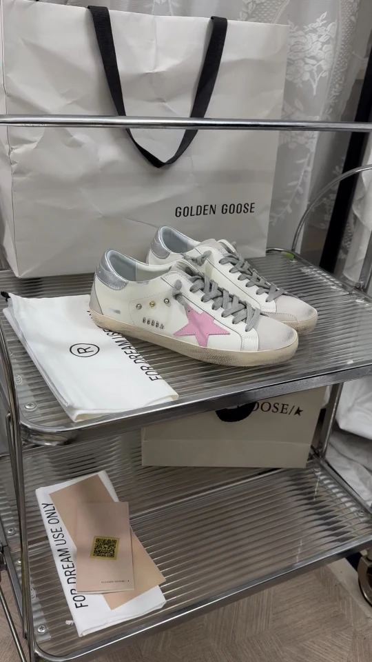 Golden Goose Sneakers — 44cd976d