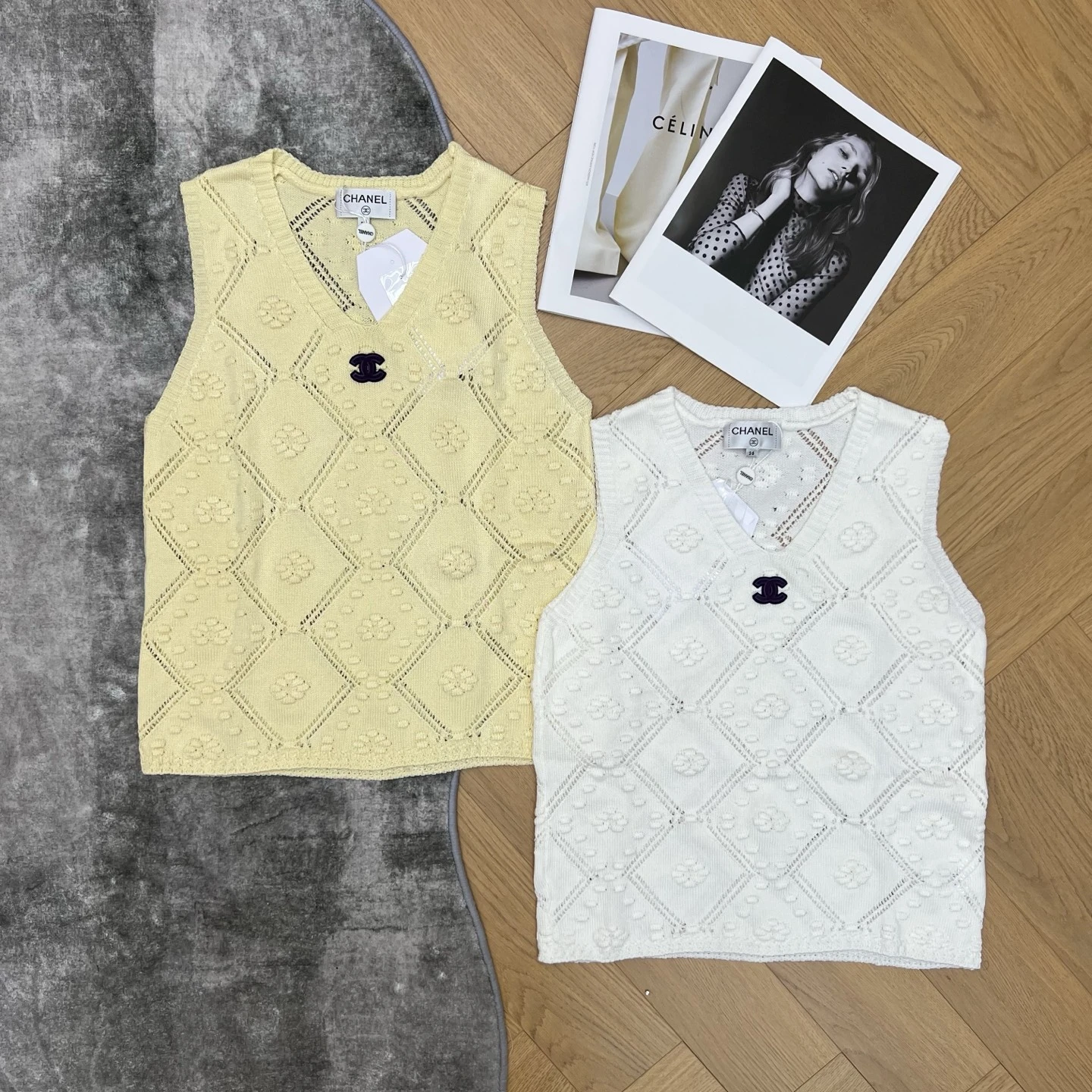 Dresses — 75447509