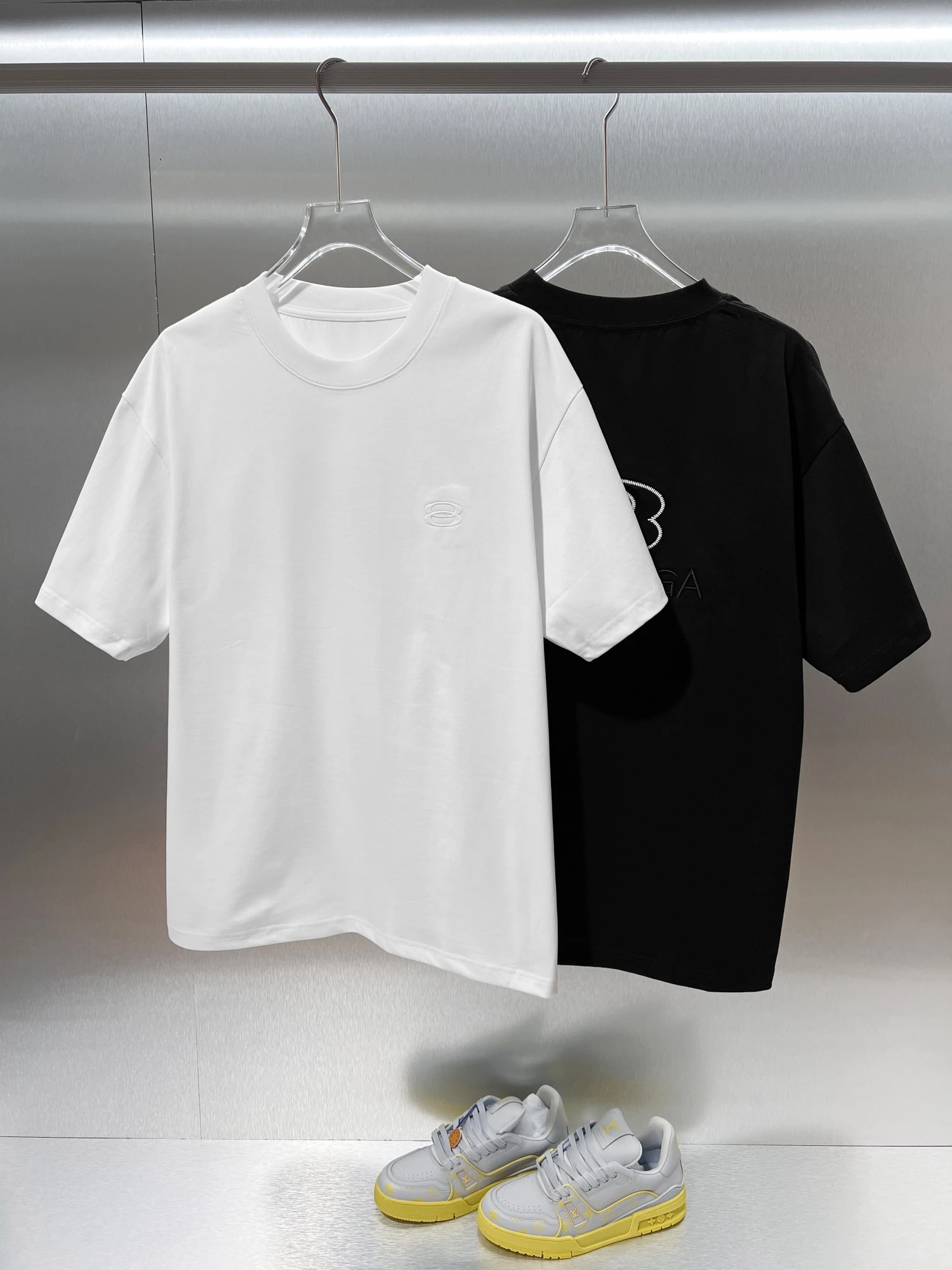 Balenciaga T-Shirt — 482bef5a