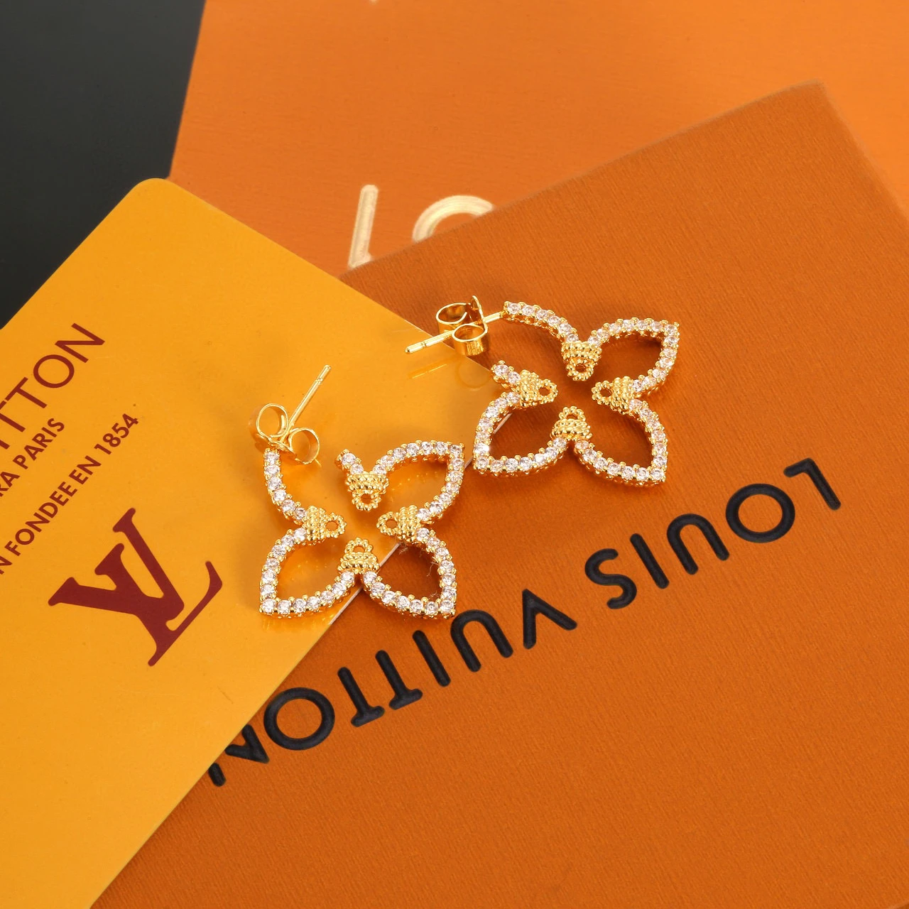Louis Vuitton Earrings — 942638e5