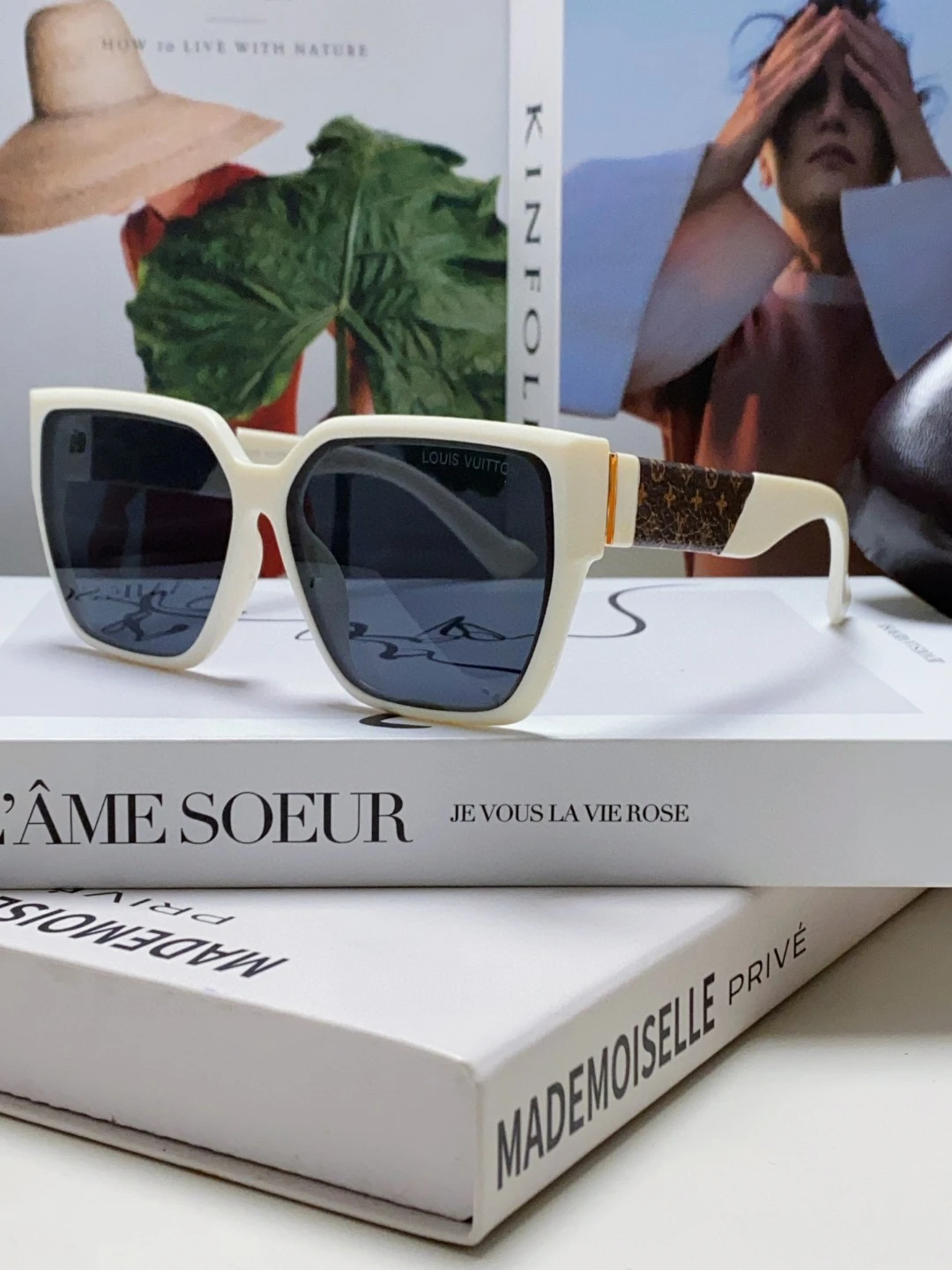 Louis Vuitton Eyewear — 3d710625