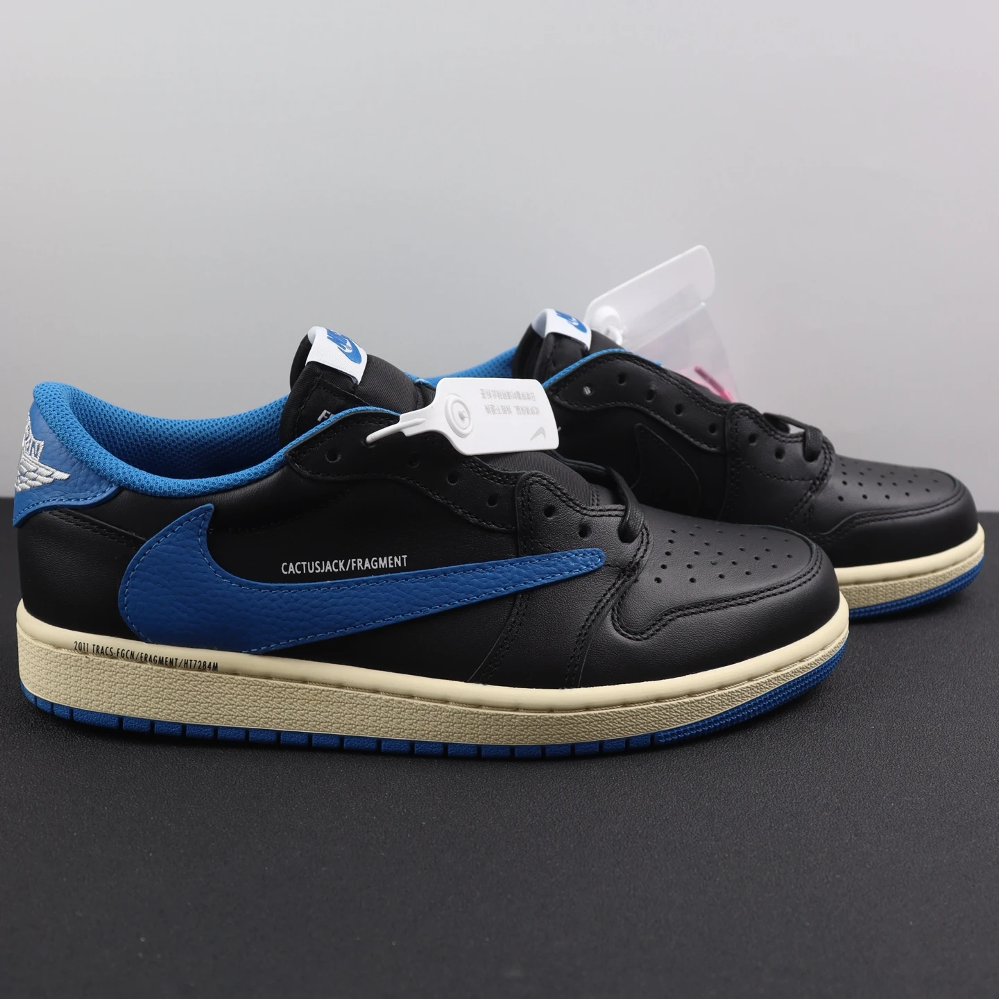 Nike Shoes — 8059ed79