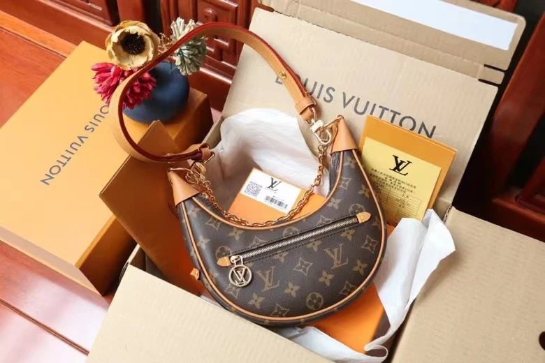Louis Vuitton Bag — 0fc27a11