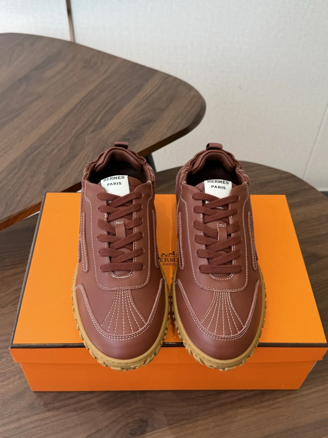 Hermès Sneakers — edc8d4a9