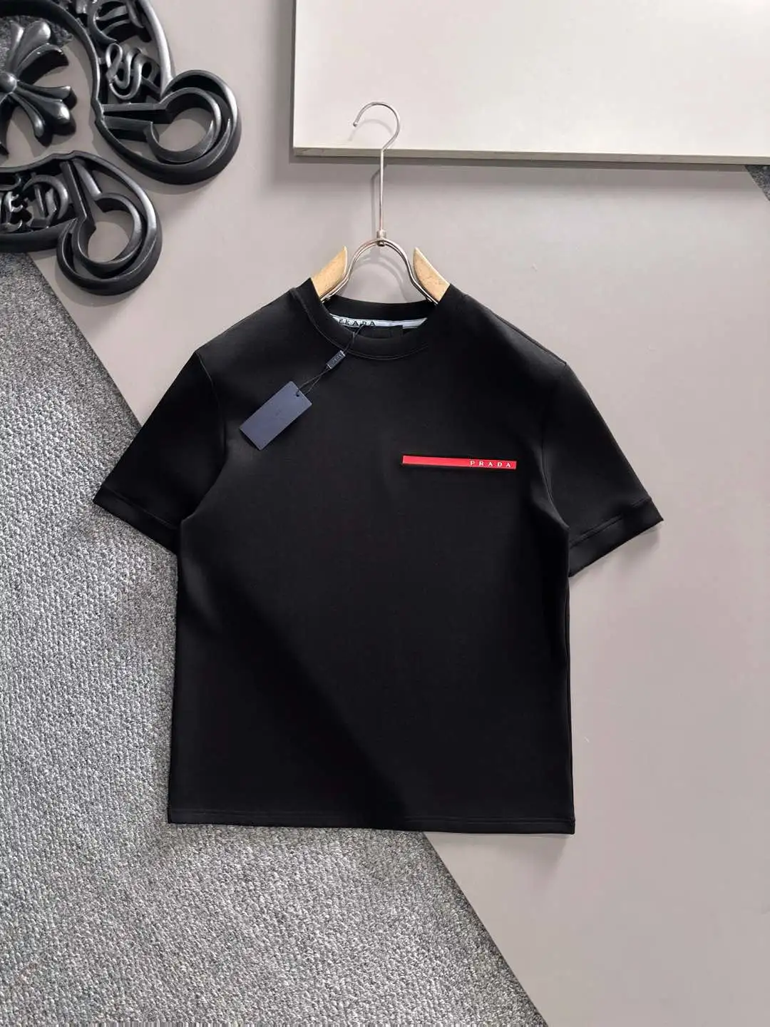 Prada T-Shirt — 35dc29a9