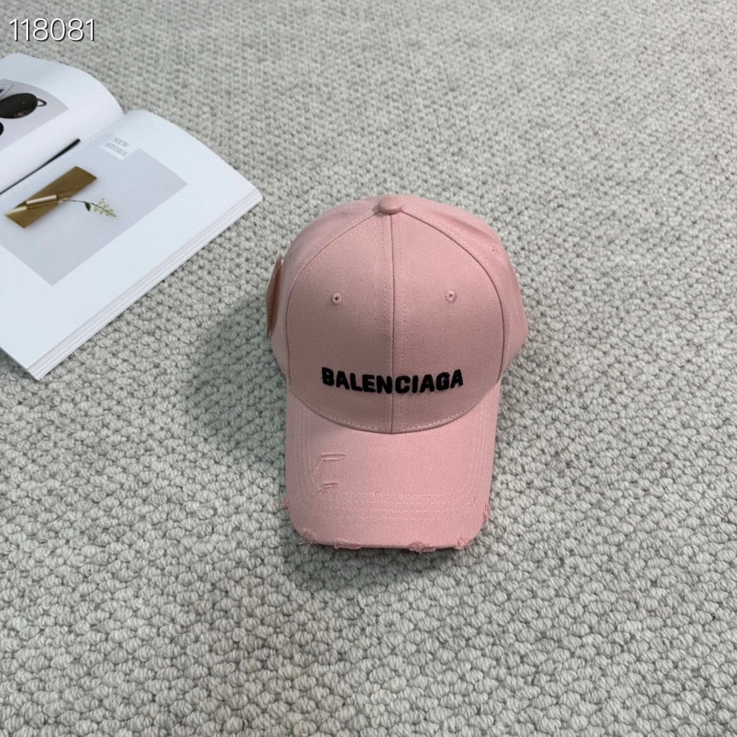 Balenciaga Hat — cccc49d0