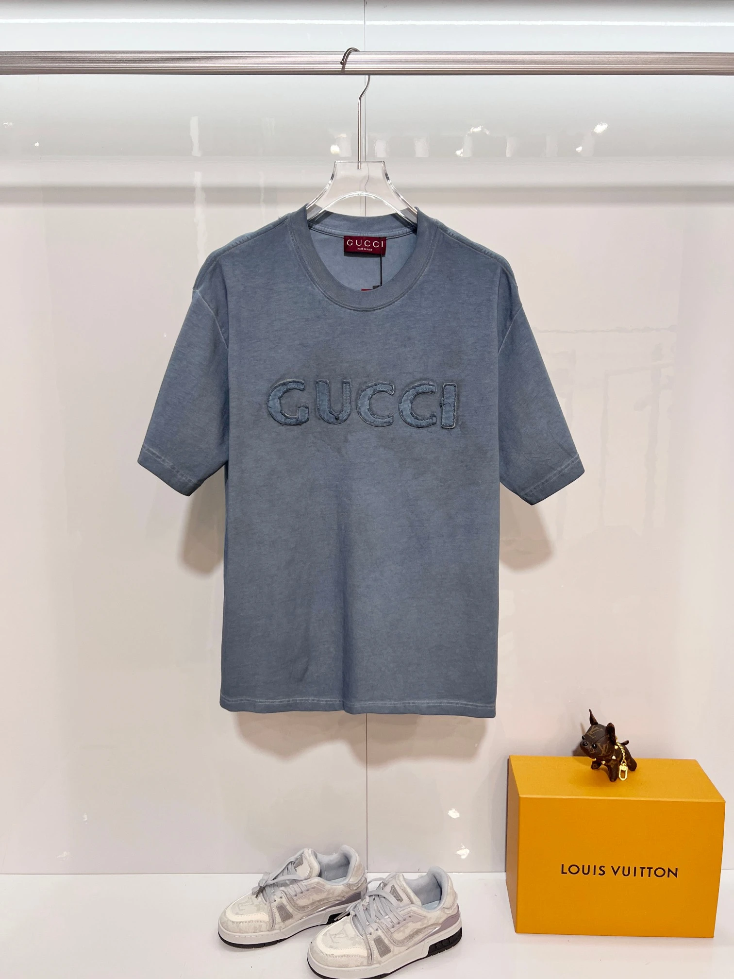 Gucci T-Shirt — 889e55a2