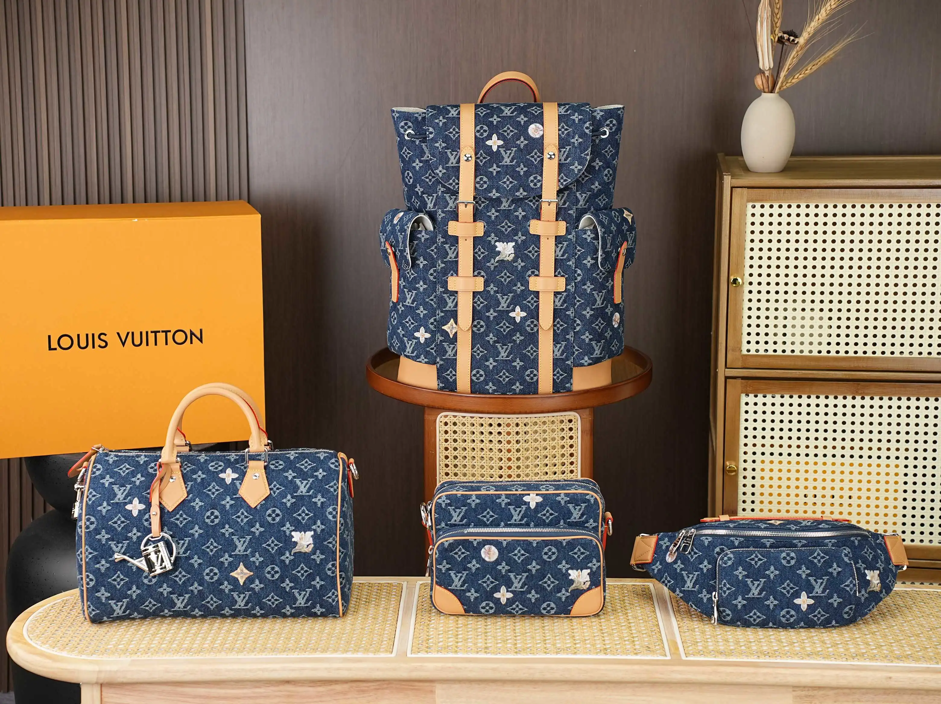 Louis Vuitton Bag — 88fa11ef