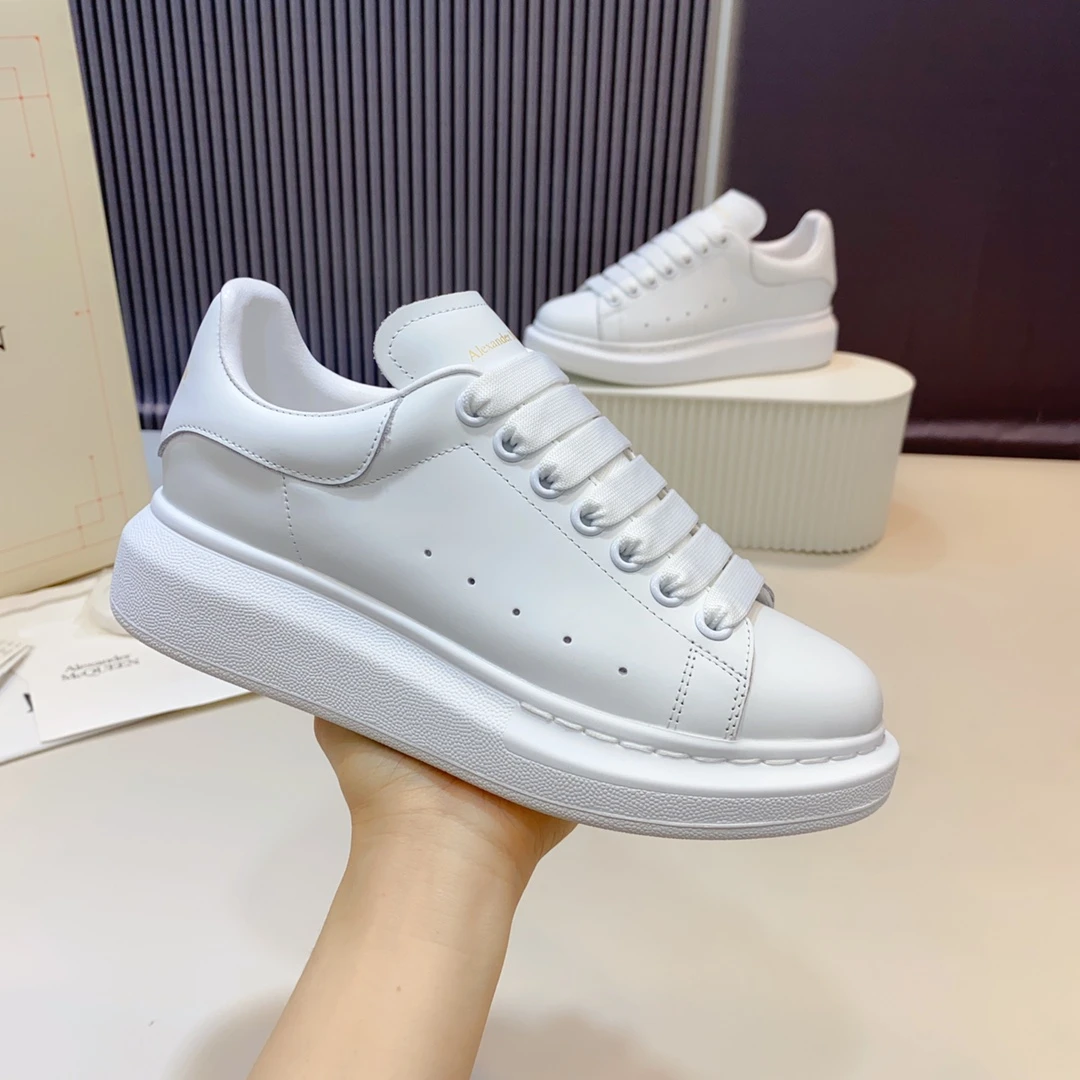 Alexander McQueen Sneakers — e62a44f1