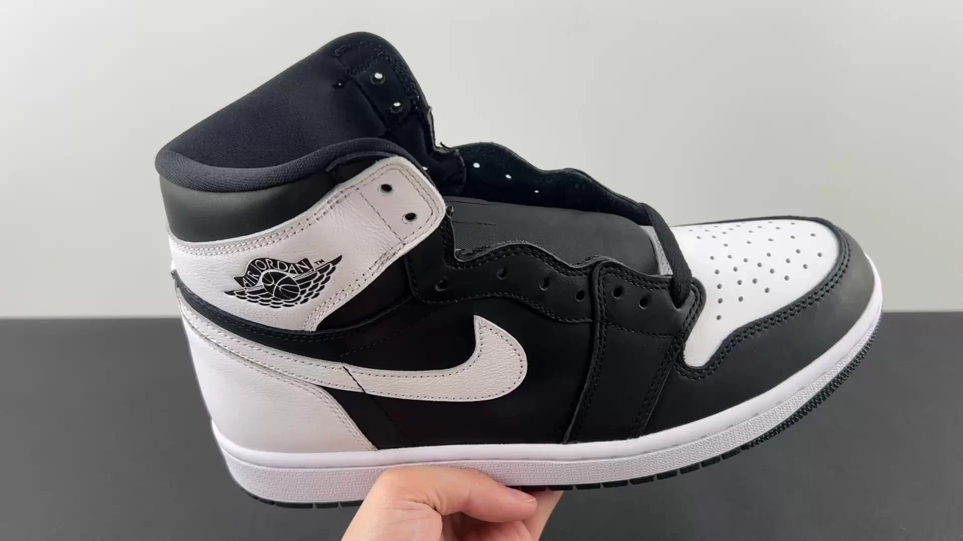 Nike Shoes — 34efbb23