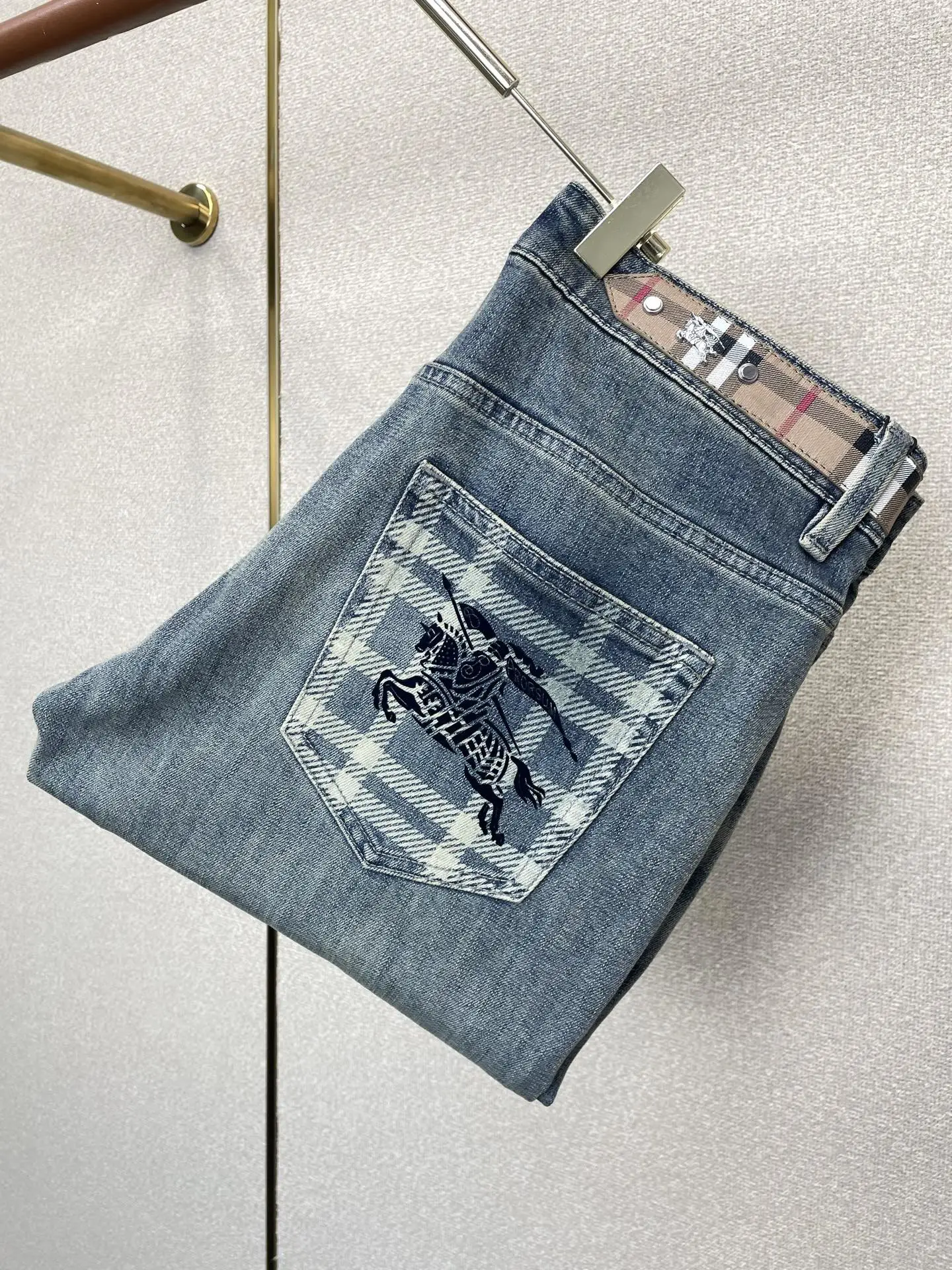 Burberry Jeans — ad677a07