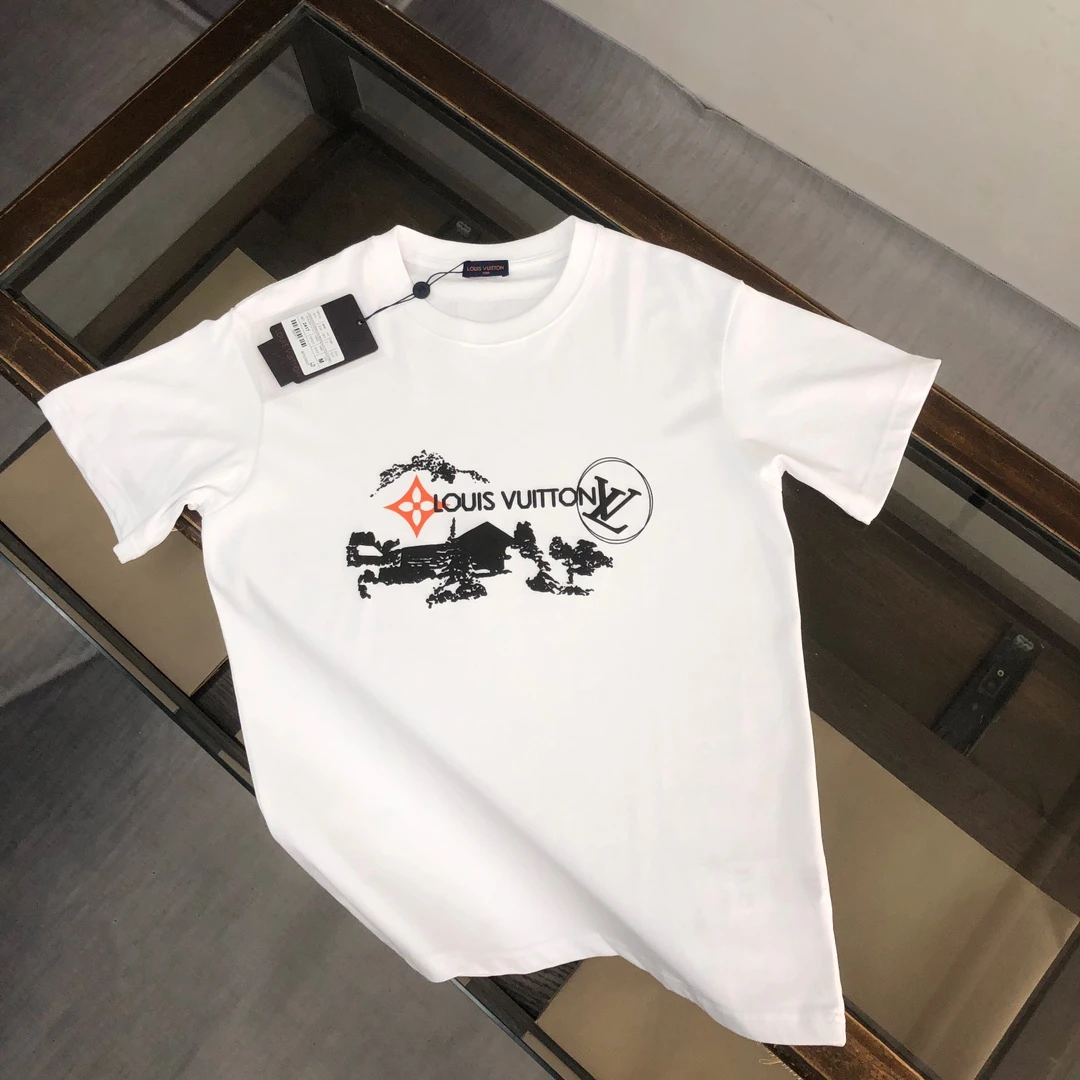 Louis Vuitton T-Shirt — 37fa2dab