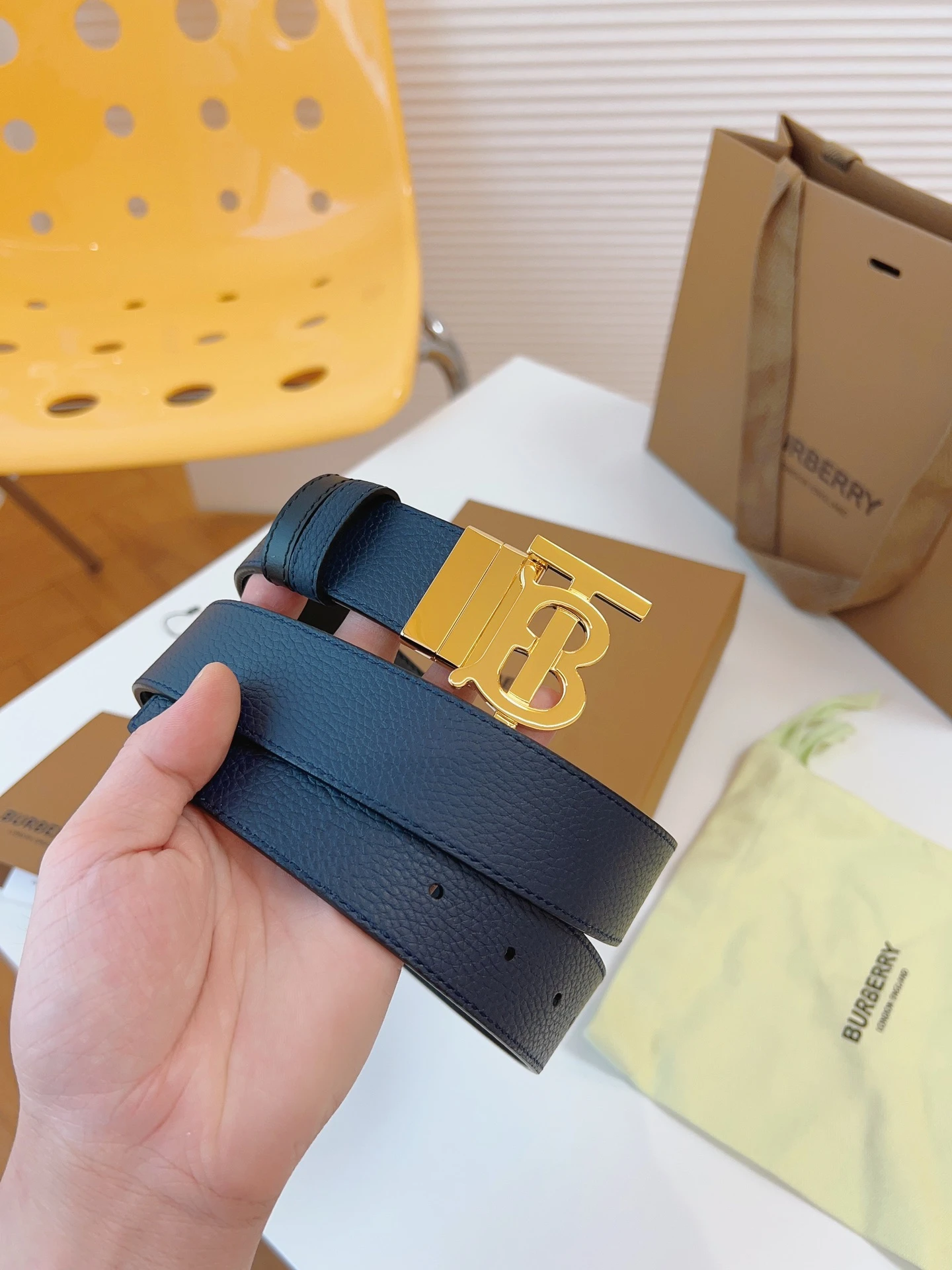 Burberry Belt — 2c4731af