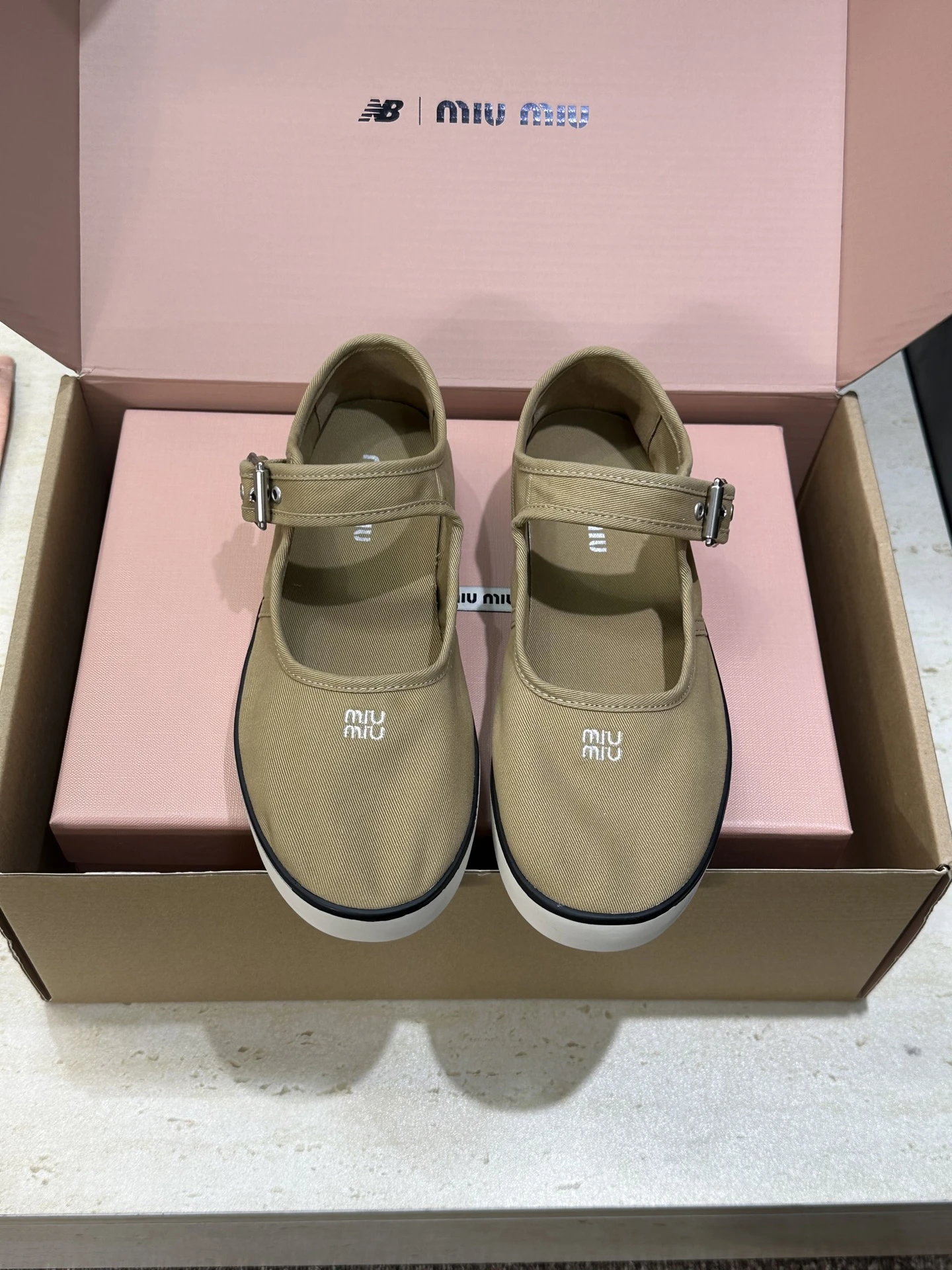 Miu Miu Shoes — c43ac2e8