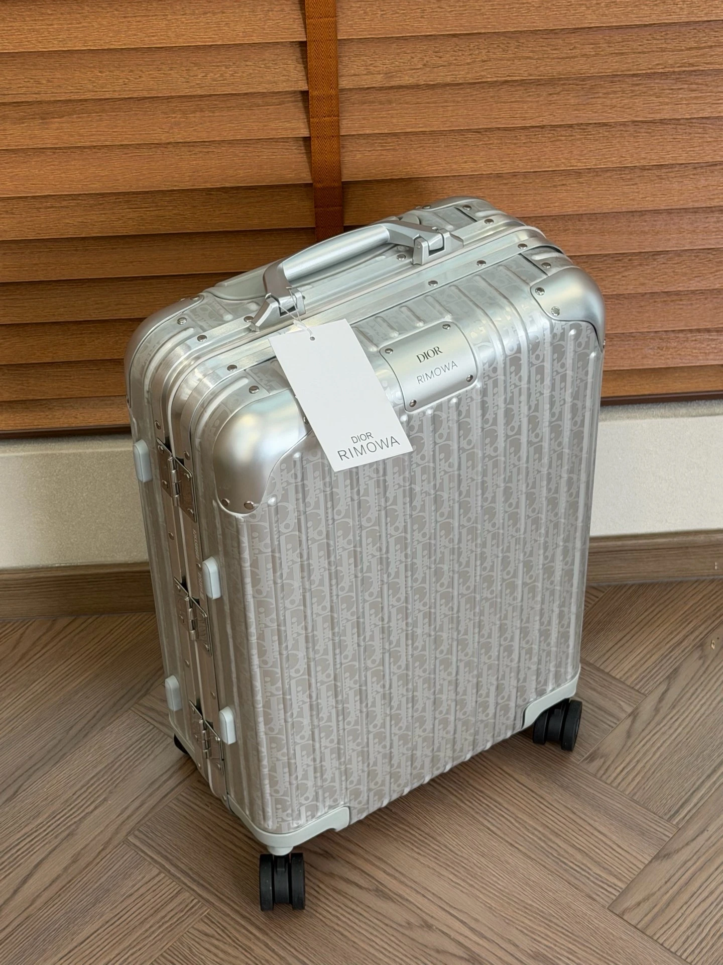 Luggage — a65fe575