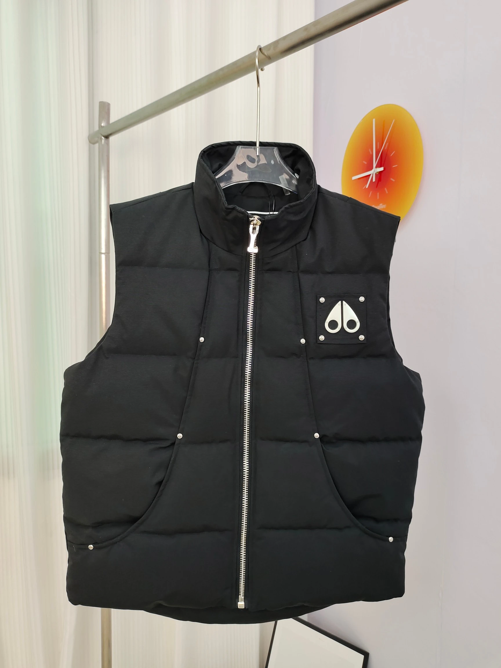 Canada Goose Down Jacket — 22246642