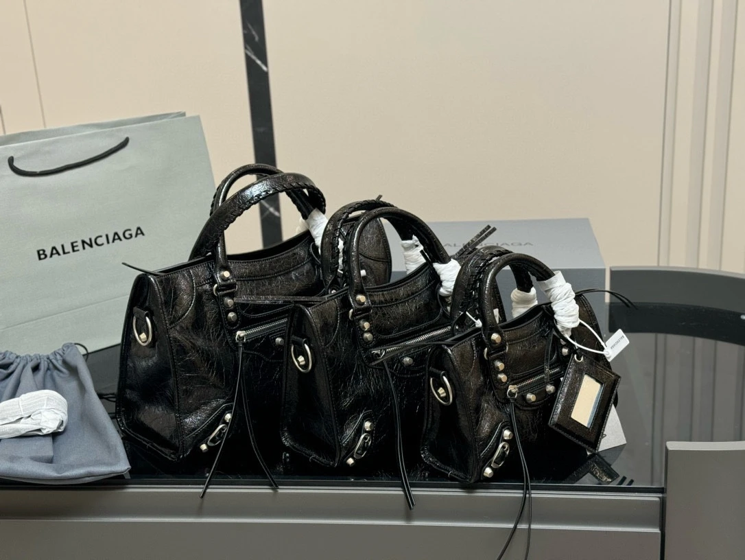 Balenciaga Bag — d6589b65