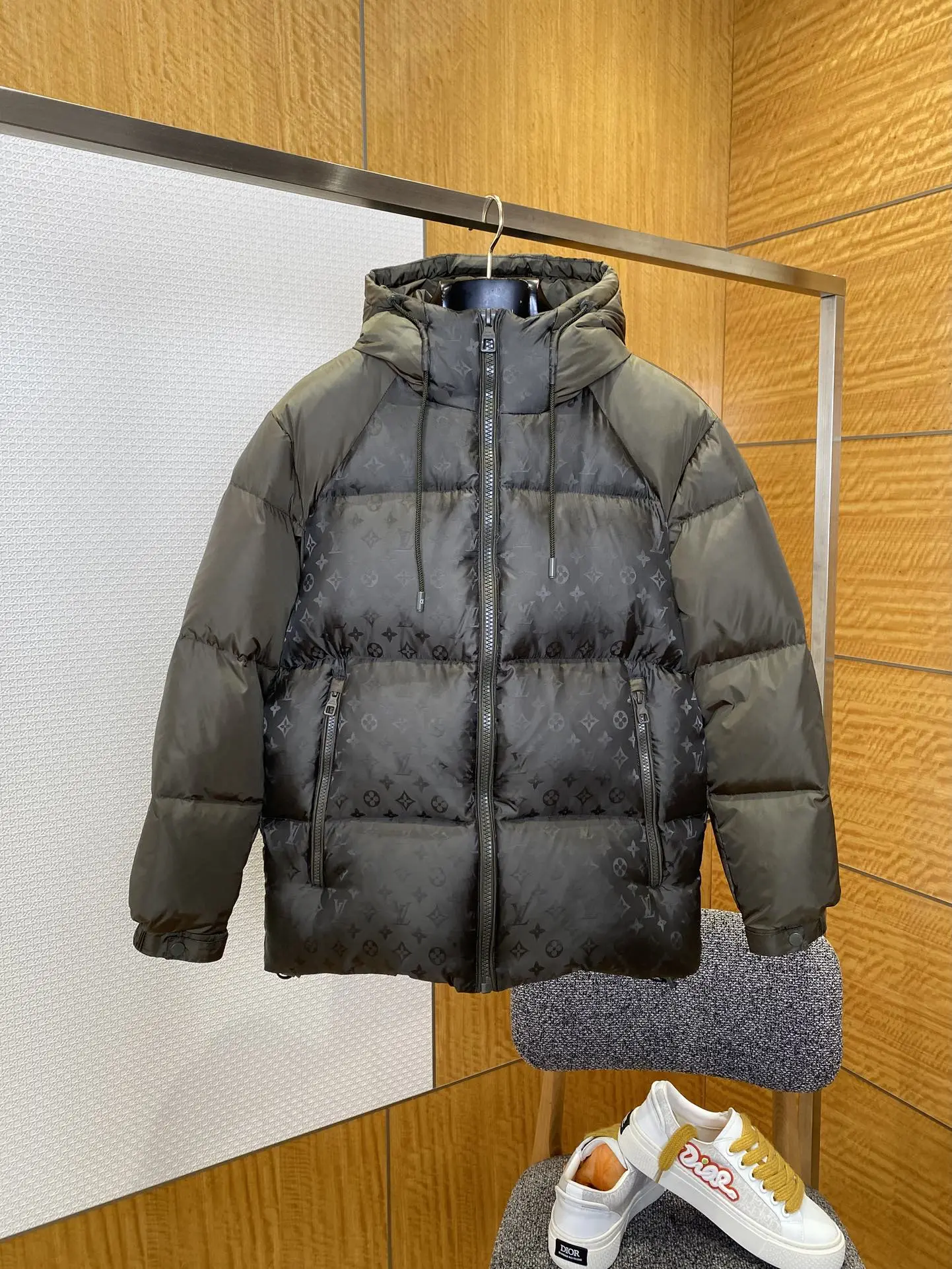 Louis Vuitton Down Jacket — 55e3f63d