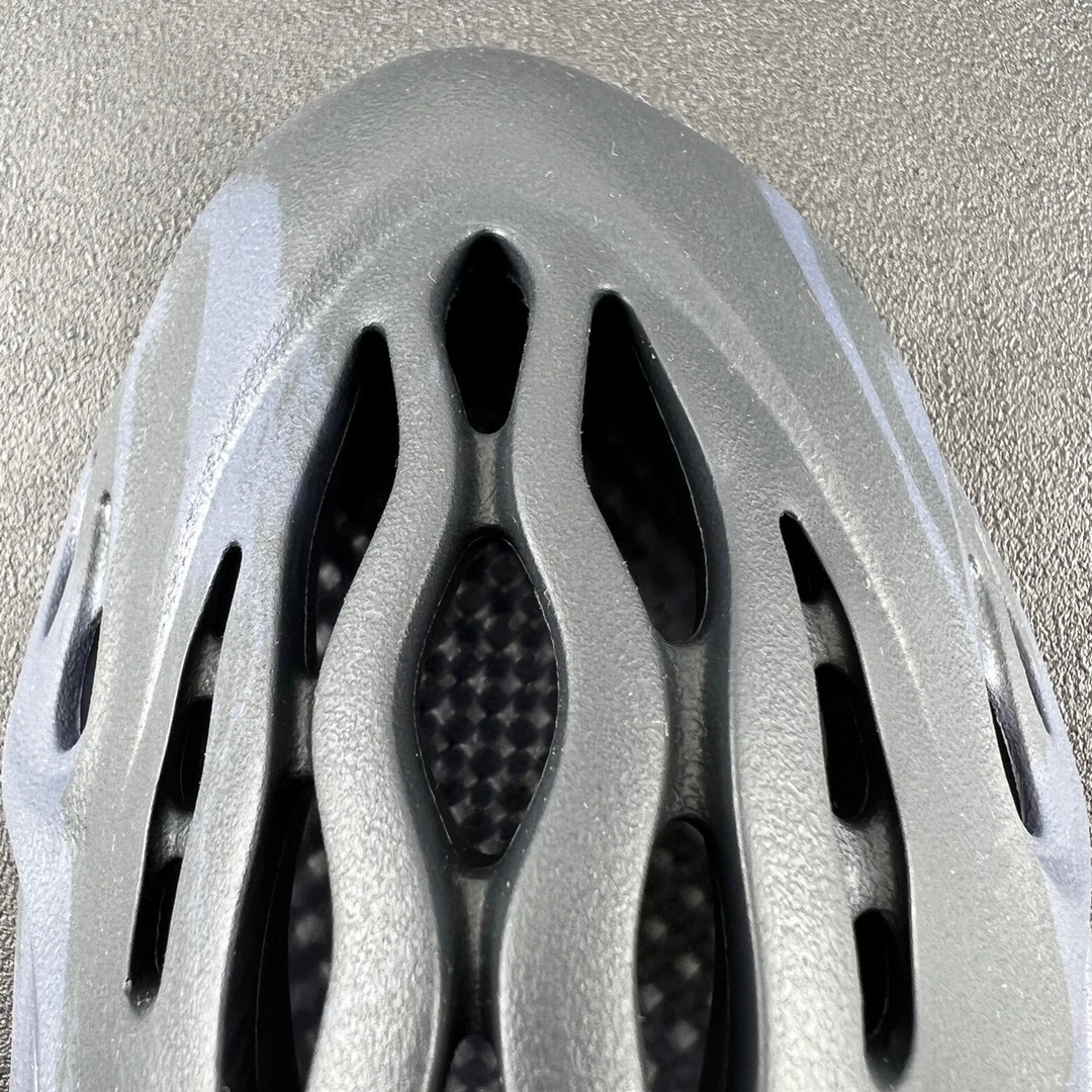 Adidas Shoes — d890b6d2