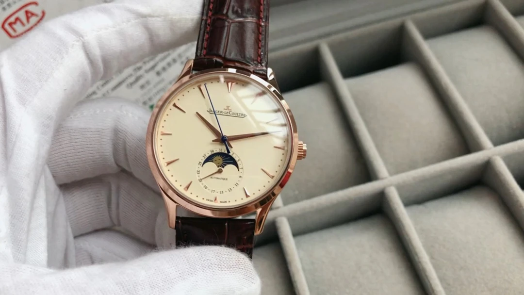 Jaeger-LeCoultre Watch — 9a441f68