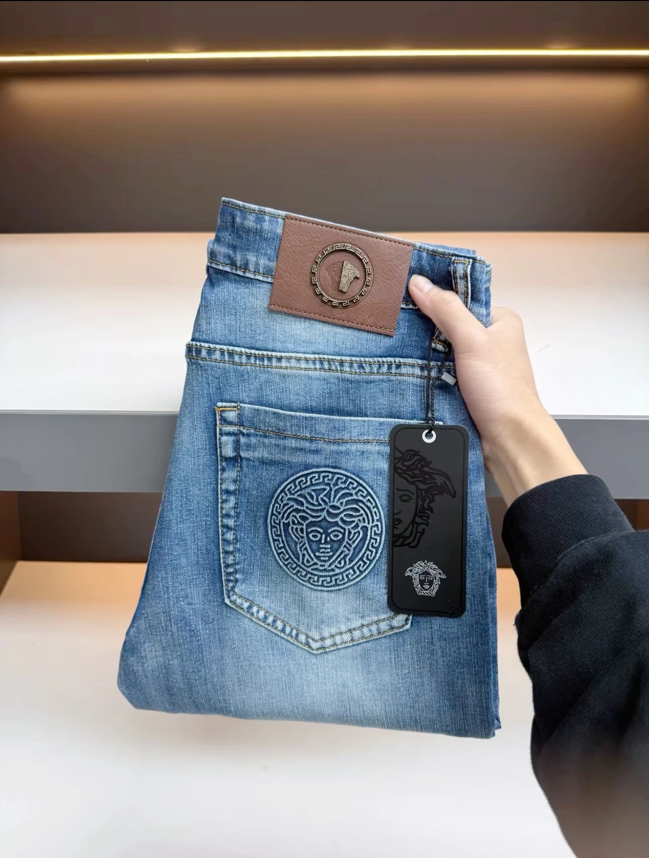 Versace Jeans — 13b013ee