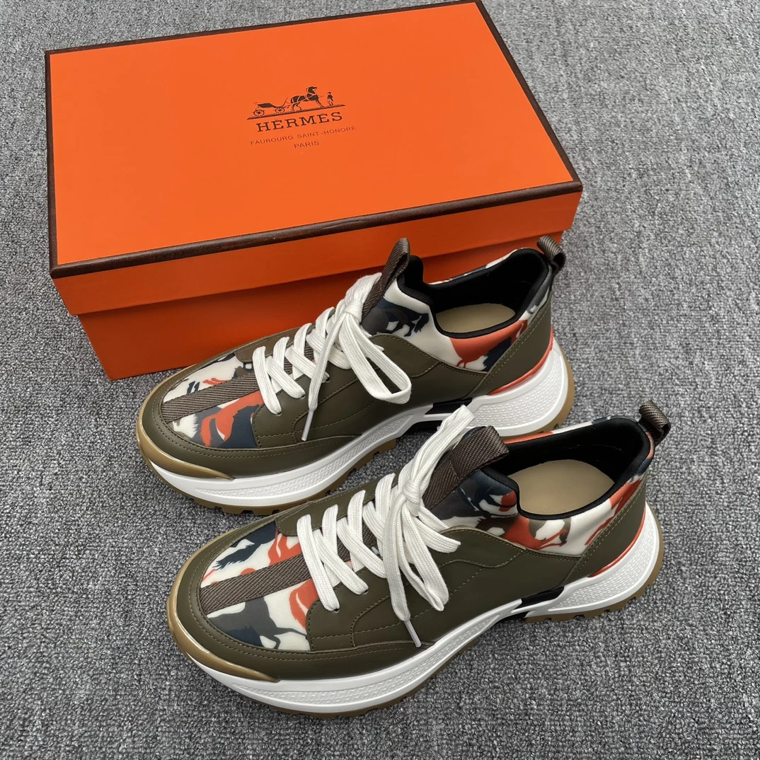 Hermès Sneakers — a8263f5f