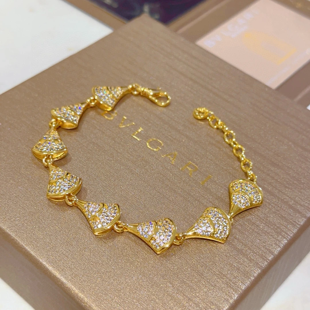 Bvlgari Jewellery — f10015f5